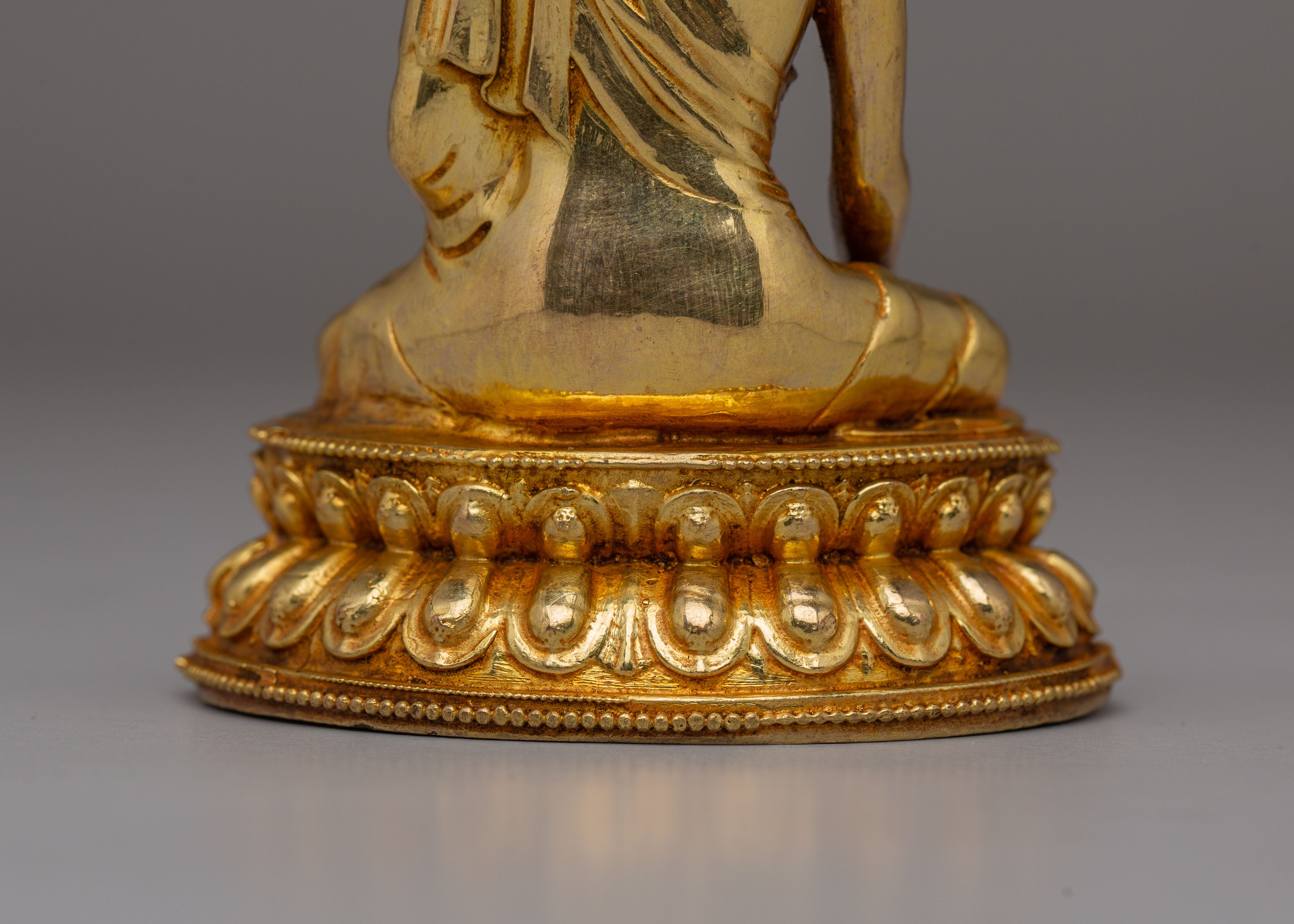 Shakyamuni Buddha Sculpture of Knowledge and Wisdom in 24K Gold Plating