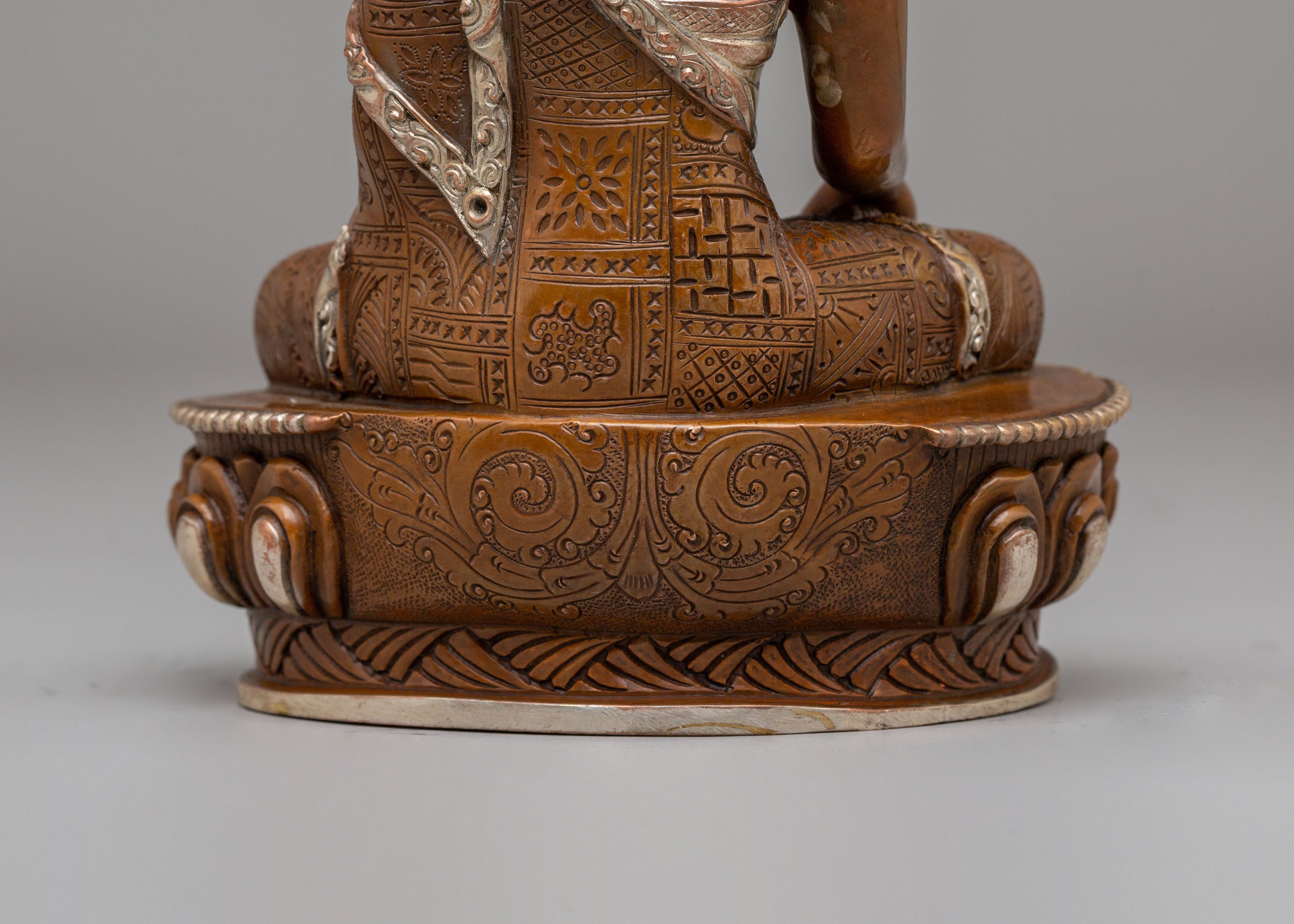 Handcrafted Sage Shakyamuni Buddha Statue | Gold Plated Buddhist Statue