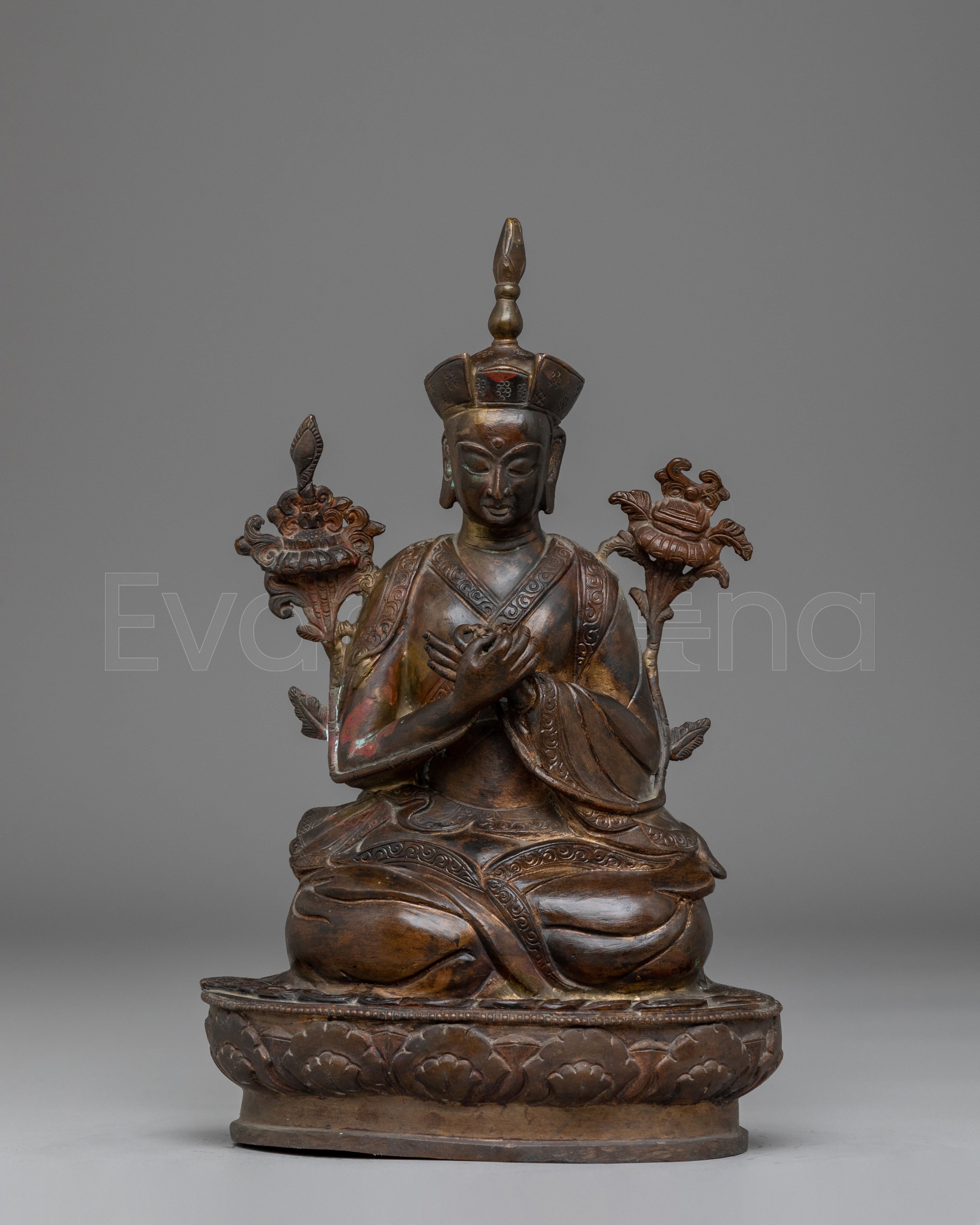 Statue of Karmapa