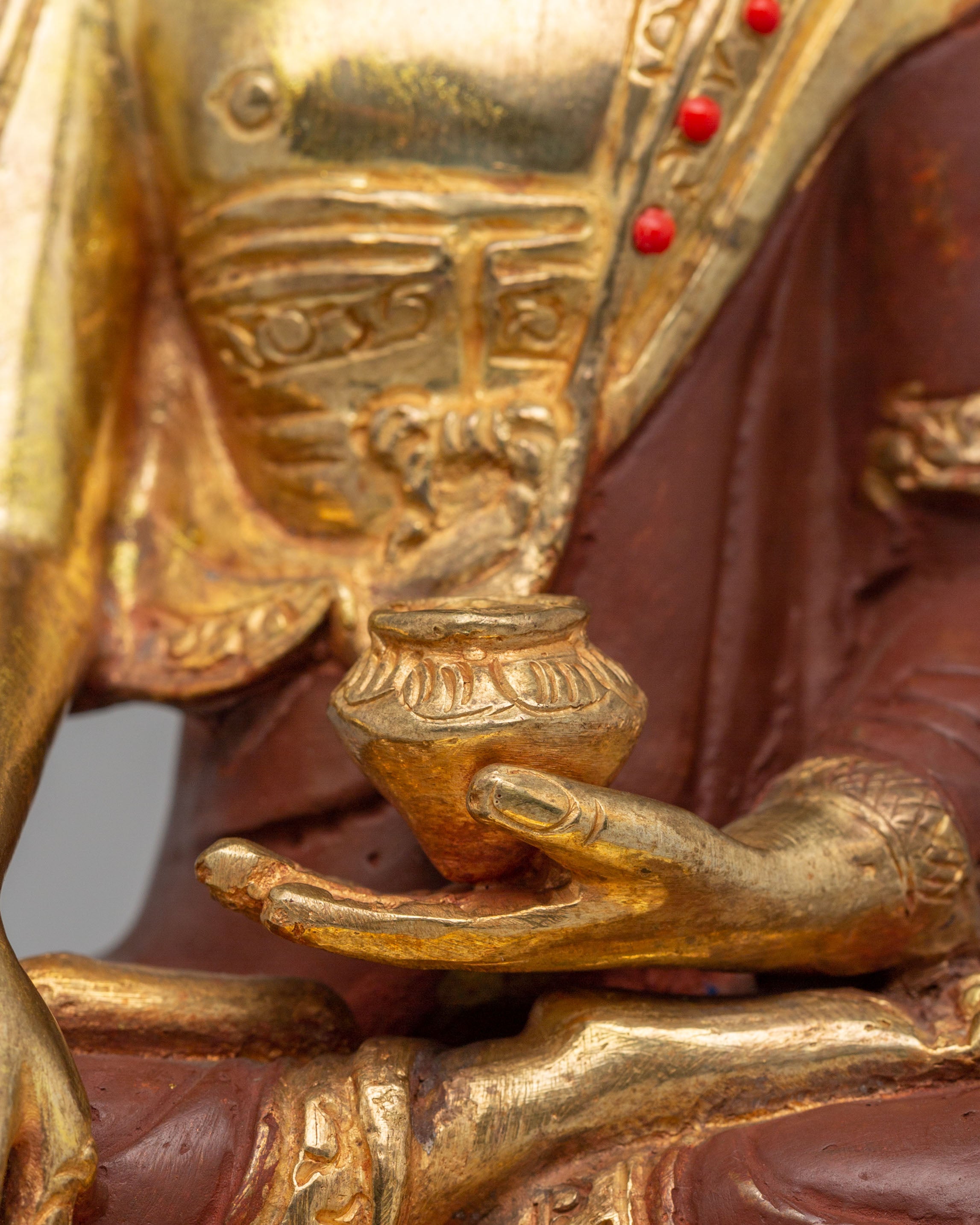 Traditional Altar Shakyamuni Buddha Statue | Handmade Spiritual Decor