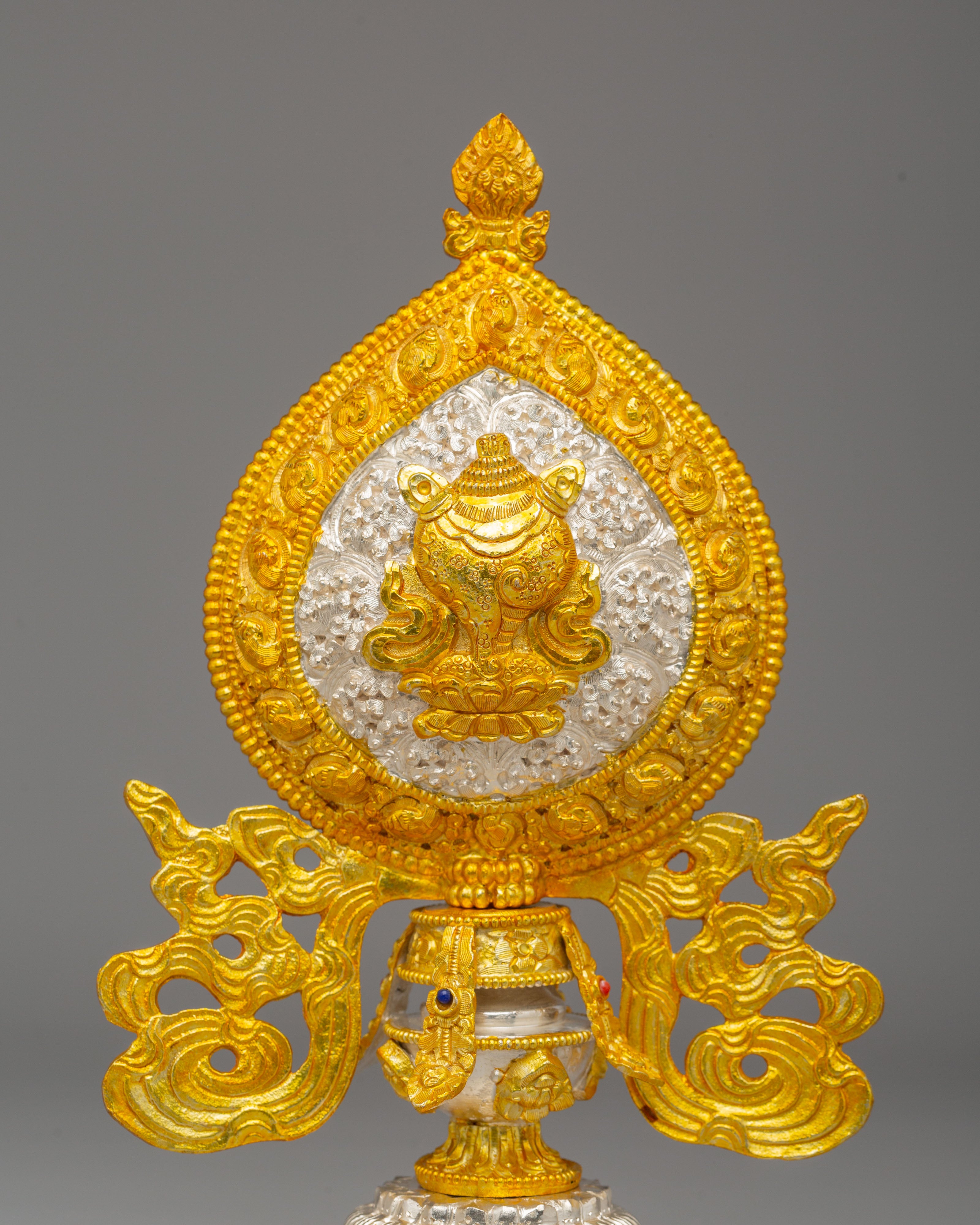 Tibetan Altar Eight Auspicious Symbols | Tibetan Buddhist Ritual Tools