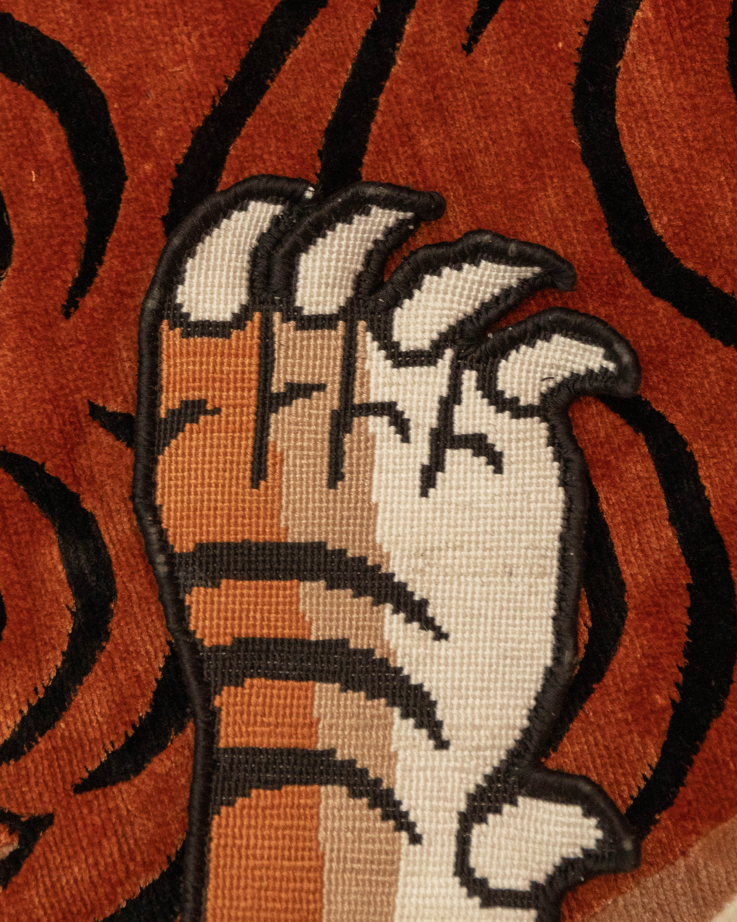 Handwoven Boho Style Tiger Rug | Tibetan & New Zealand Wool with Viscose Accents