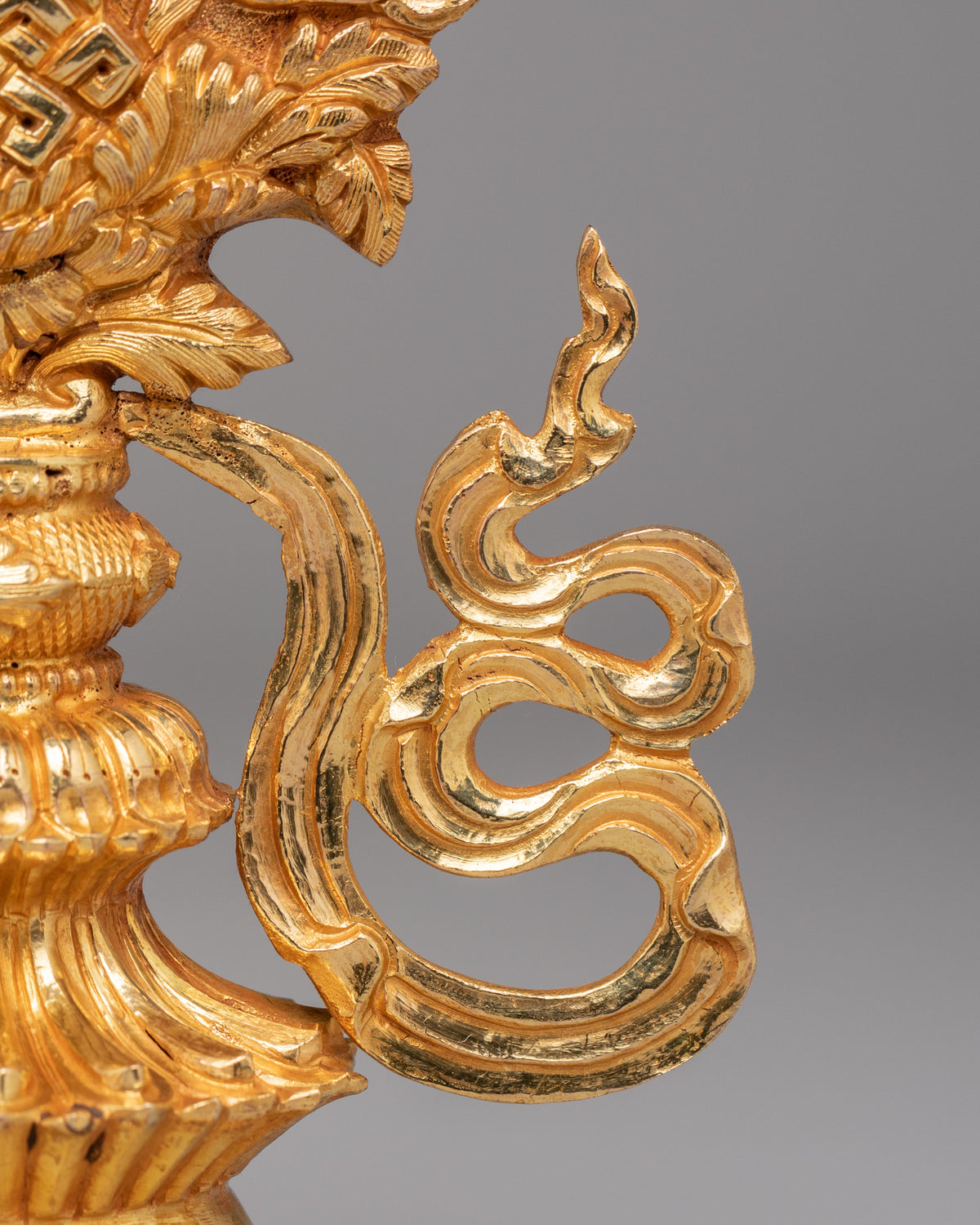 Himalayan Auspicious Symbol | Sacred Buddhist Decor