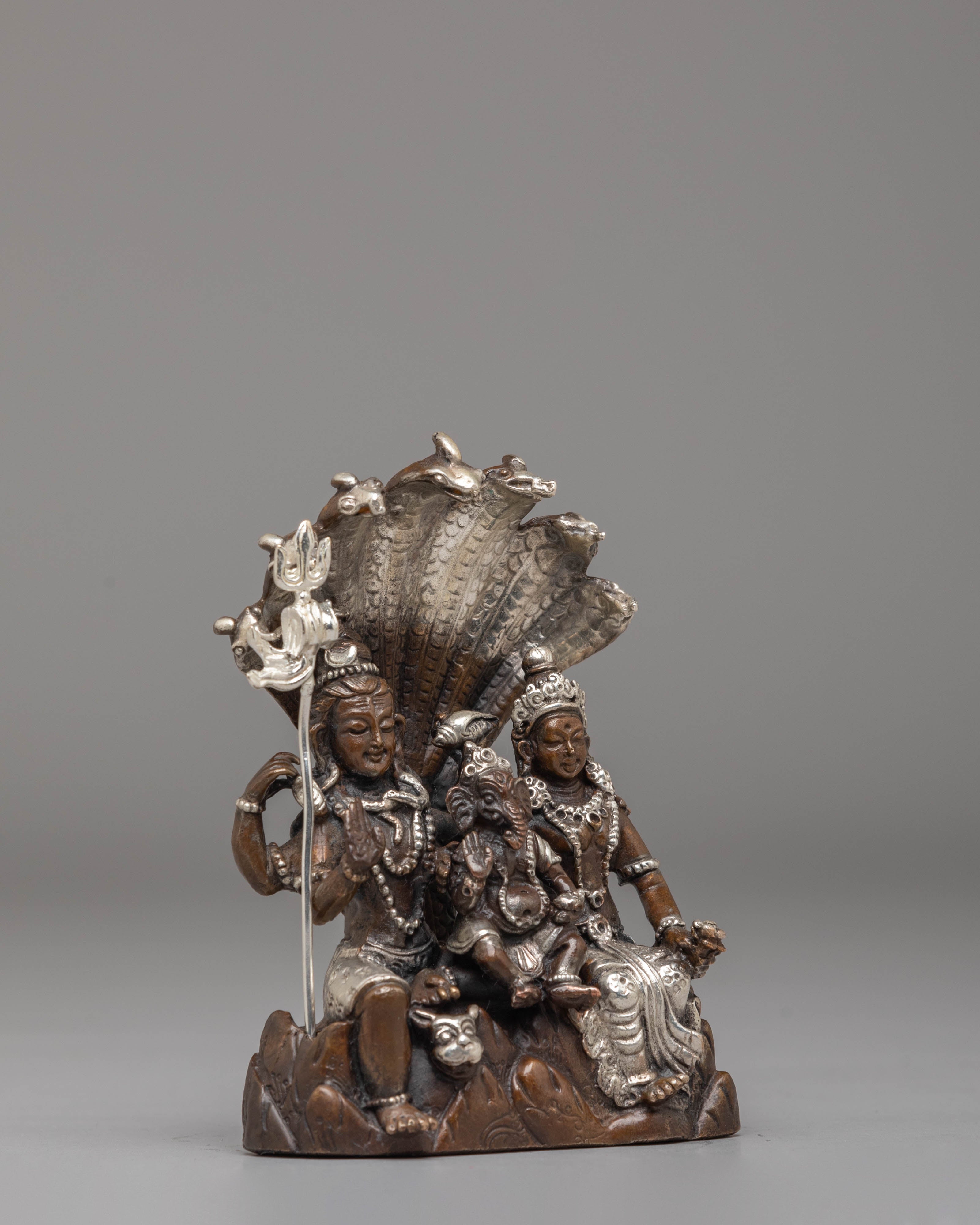 Handmade Hindu Shiva Family Statue | Sacred Symbol of Family Unity and Devotion