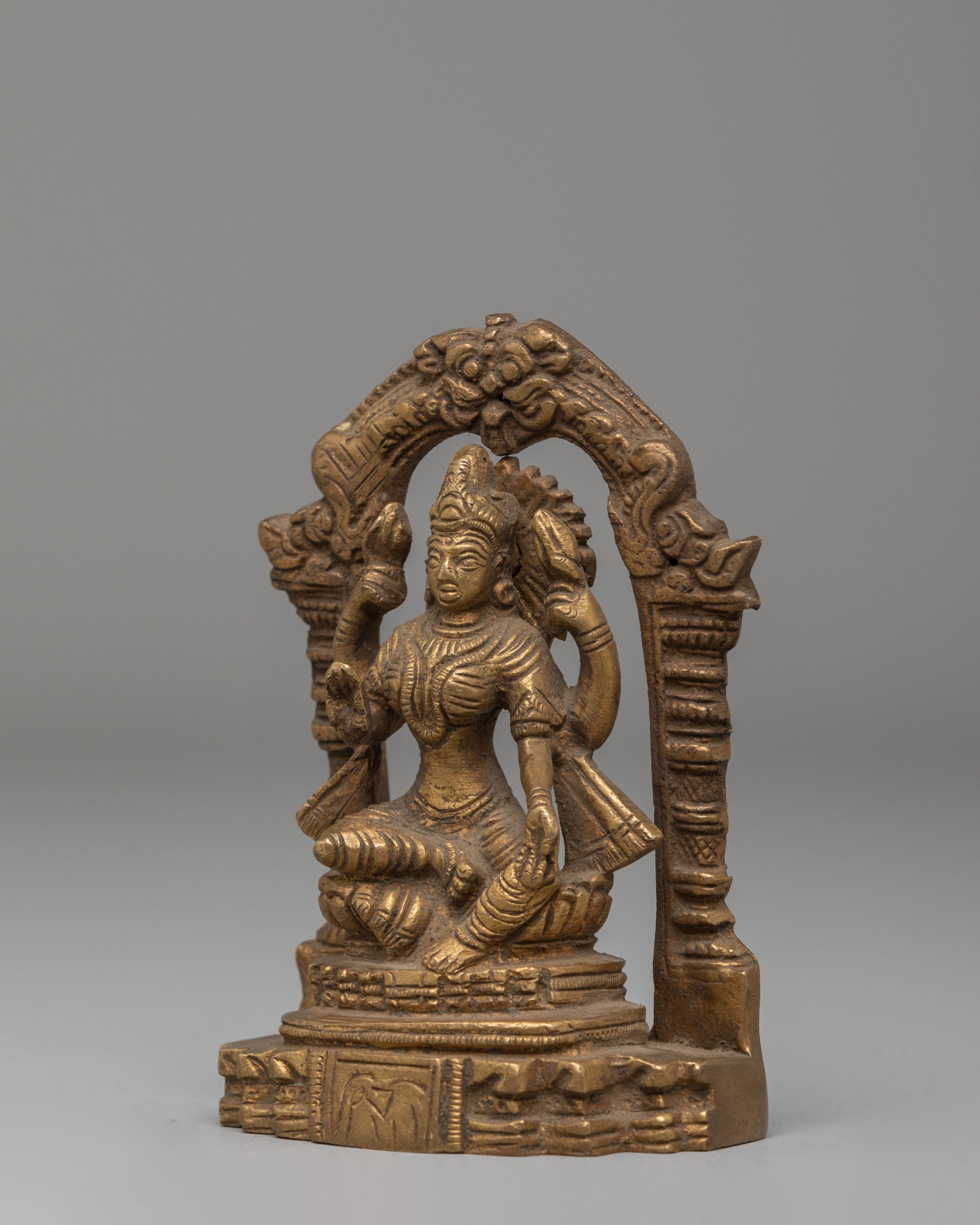 Sacred Copper Laxmi Statue | Brass Wealth Embodiment Sculpture