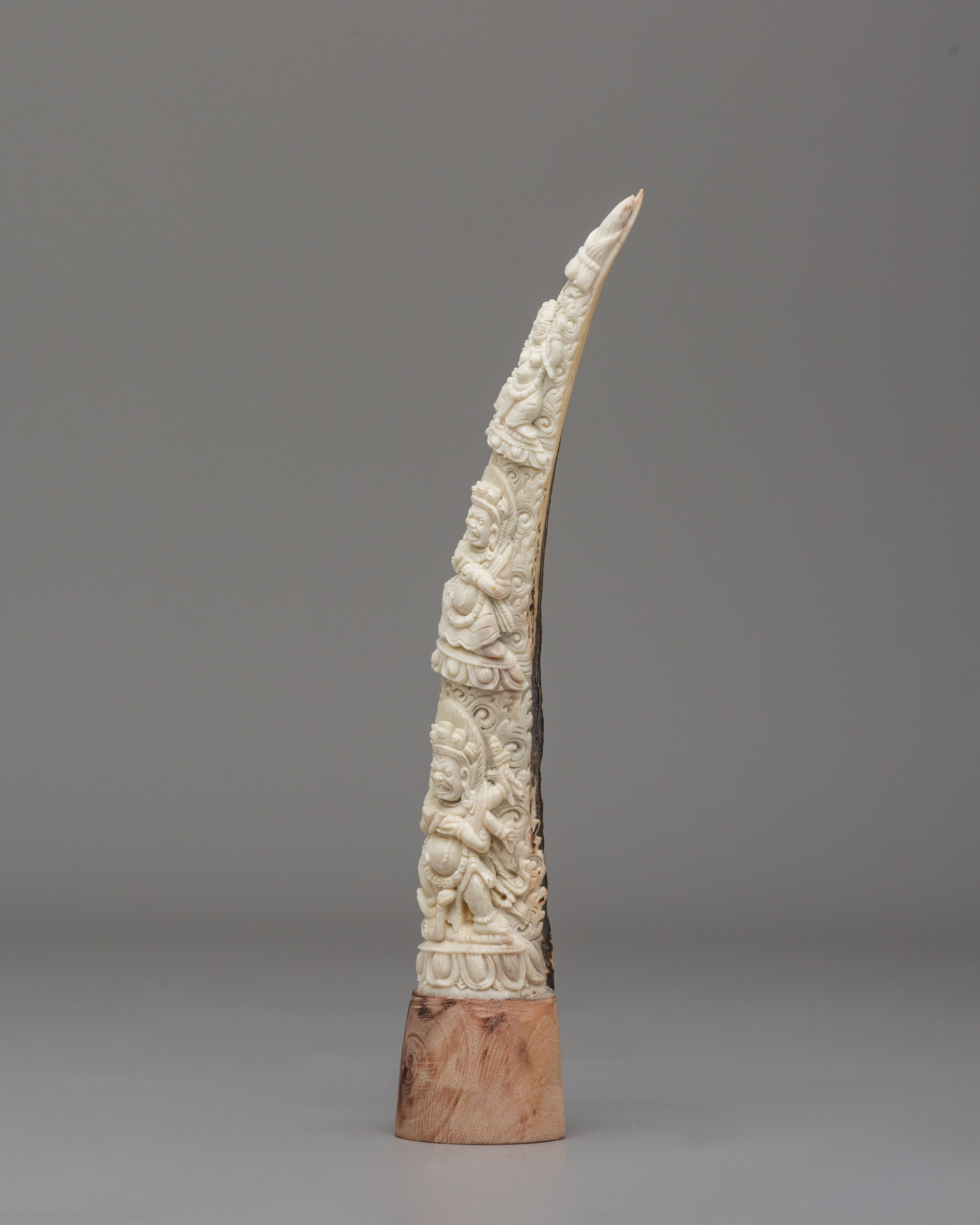 Sacred Mahakala Horn | Hand-Carved Tibetan Ritual Artifact