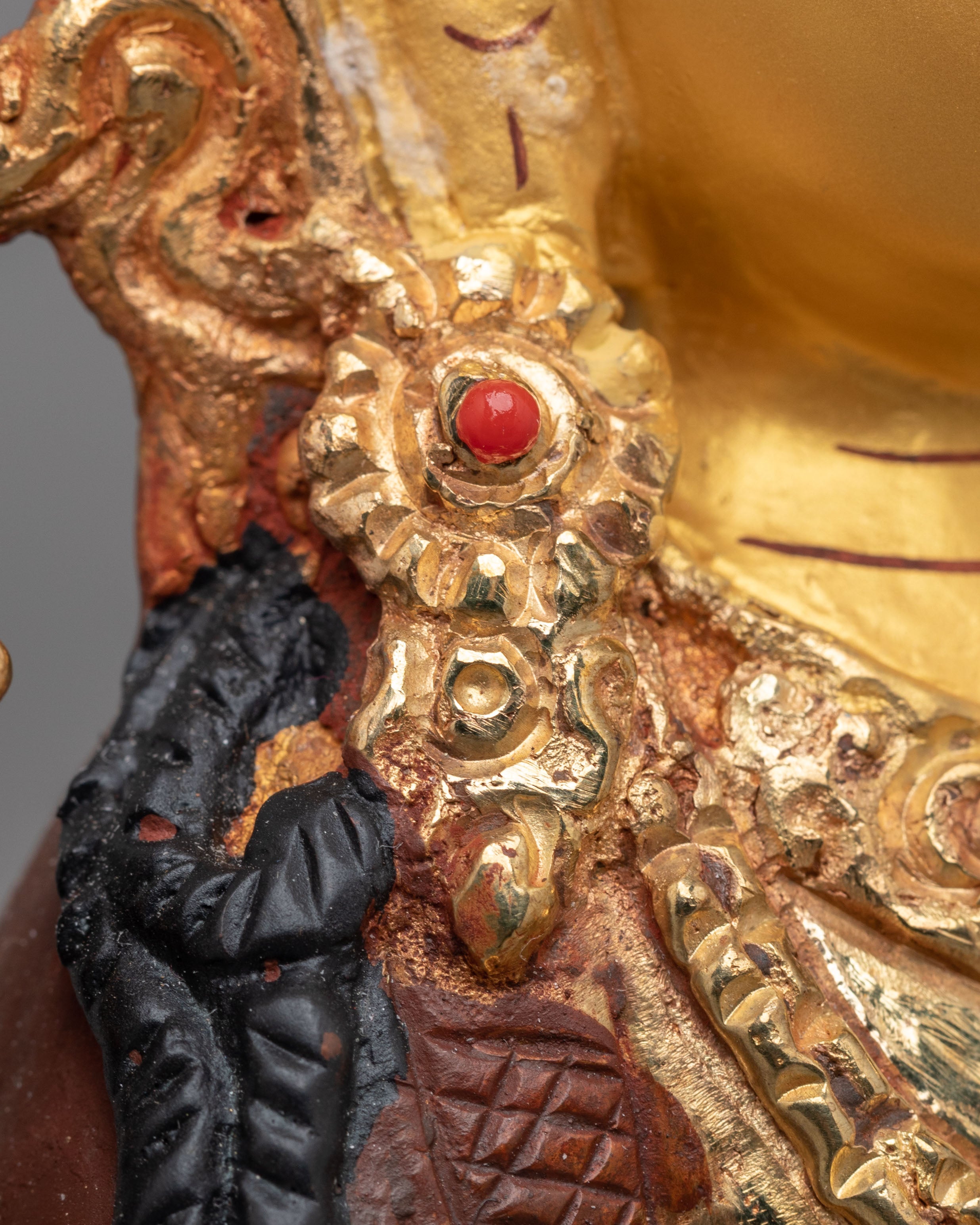 Buddhist Chenrezig Statue | Handcrafted Copper Statue for Meditation