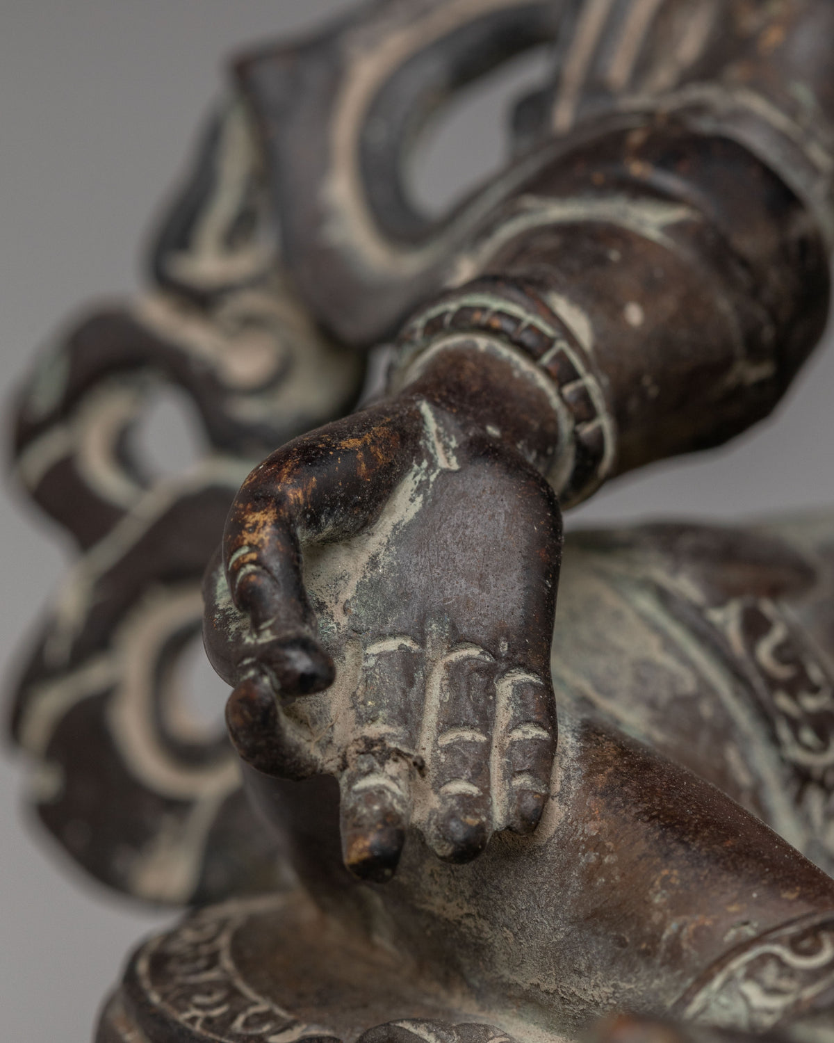 Traditional Green Tara Sculpture | Handcrafted Tibetan Goddess Figurine