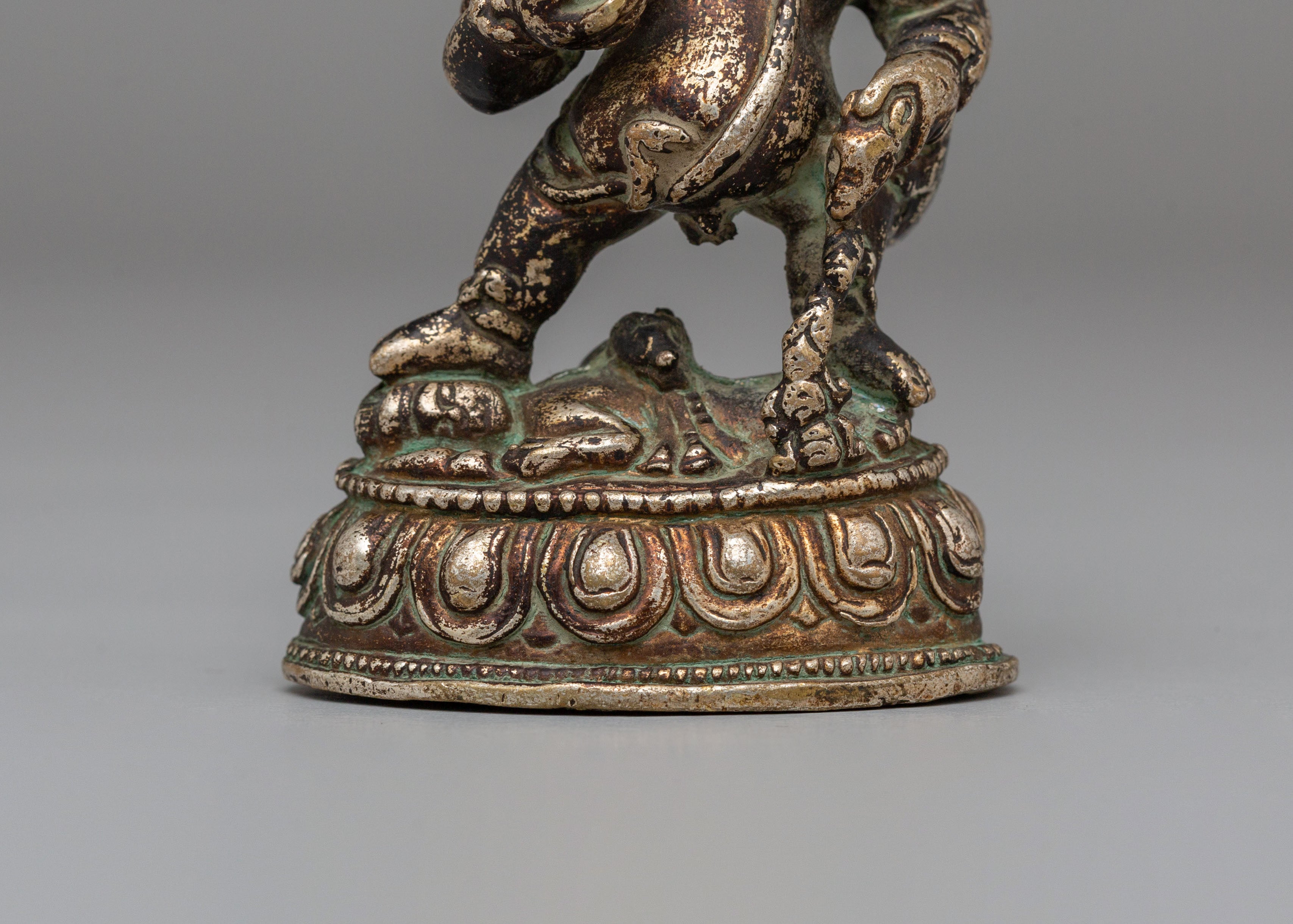 Machine Made Black Dzambhala Deity Statue | Symbolizing Prosperity