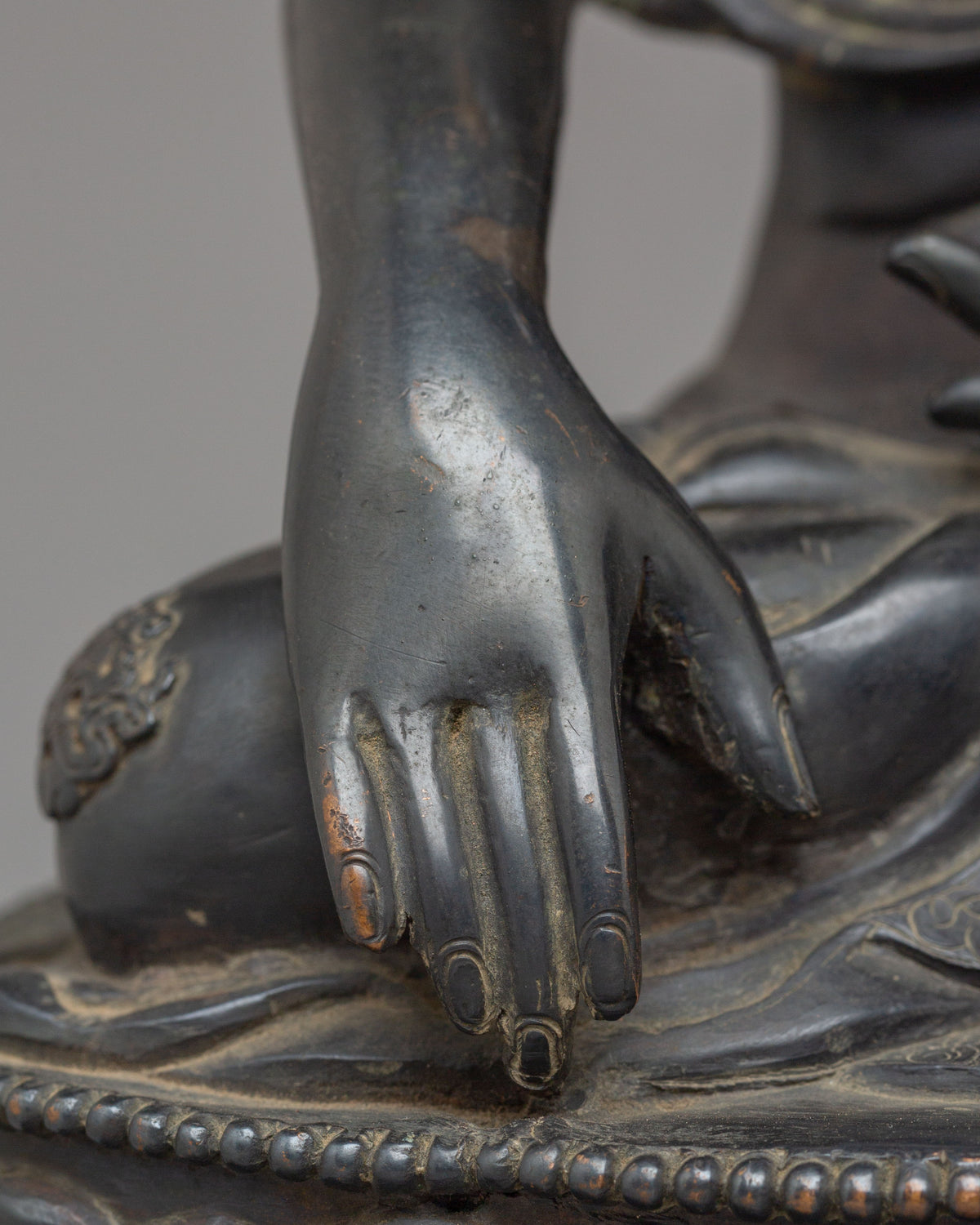 Gautama Buddha Buddhist Sculpture | 50 Year Old Oxidized Copper Statue