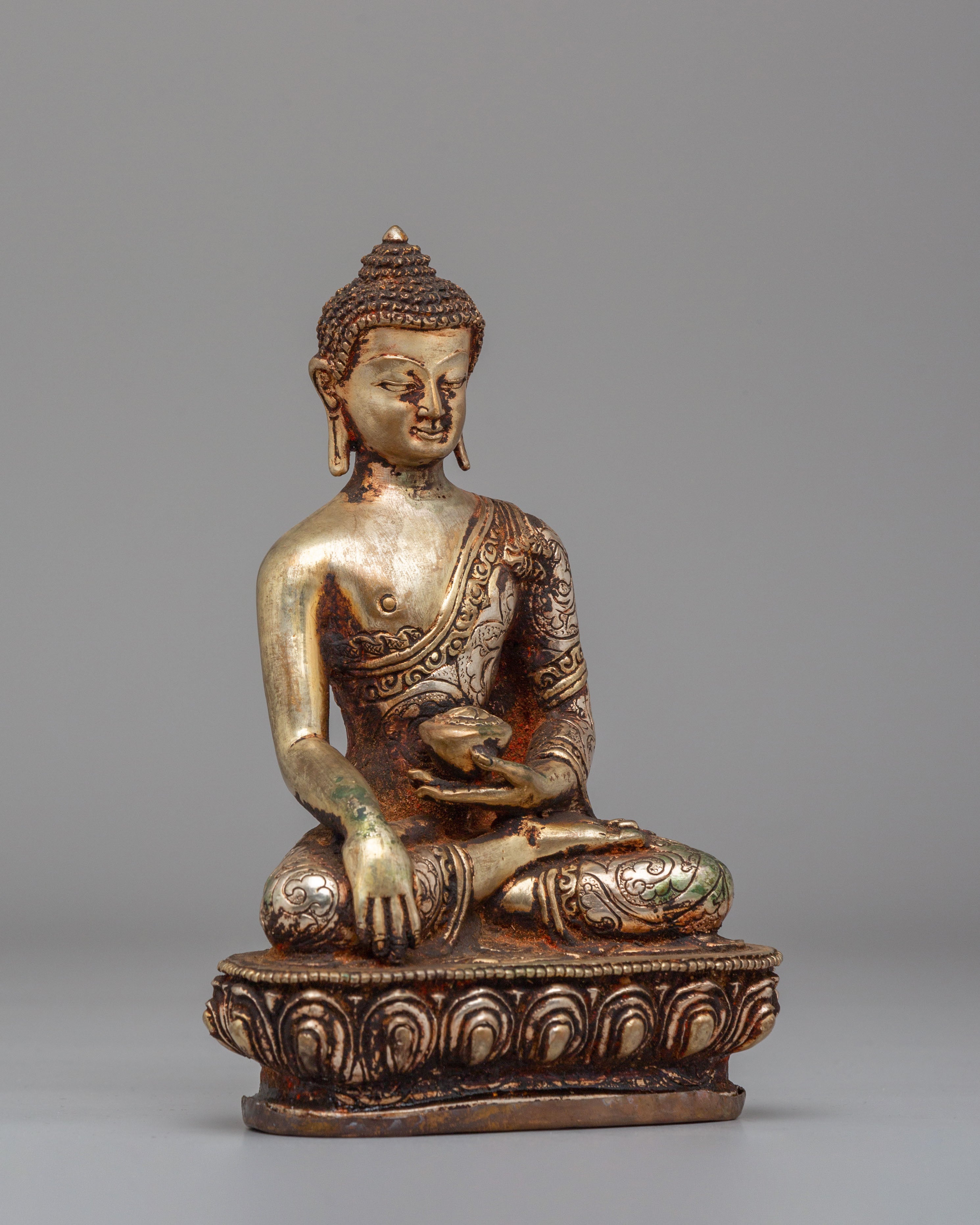 Religious Shakyamuni Buddha Statue | A Symbol of Wisdom