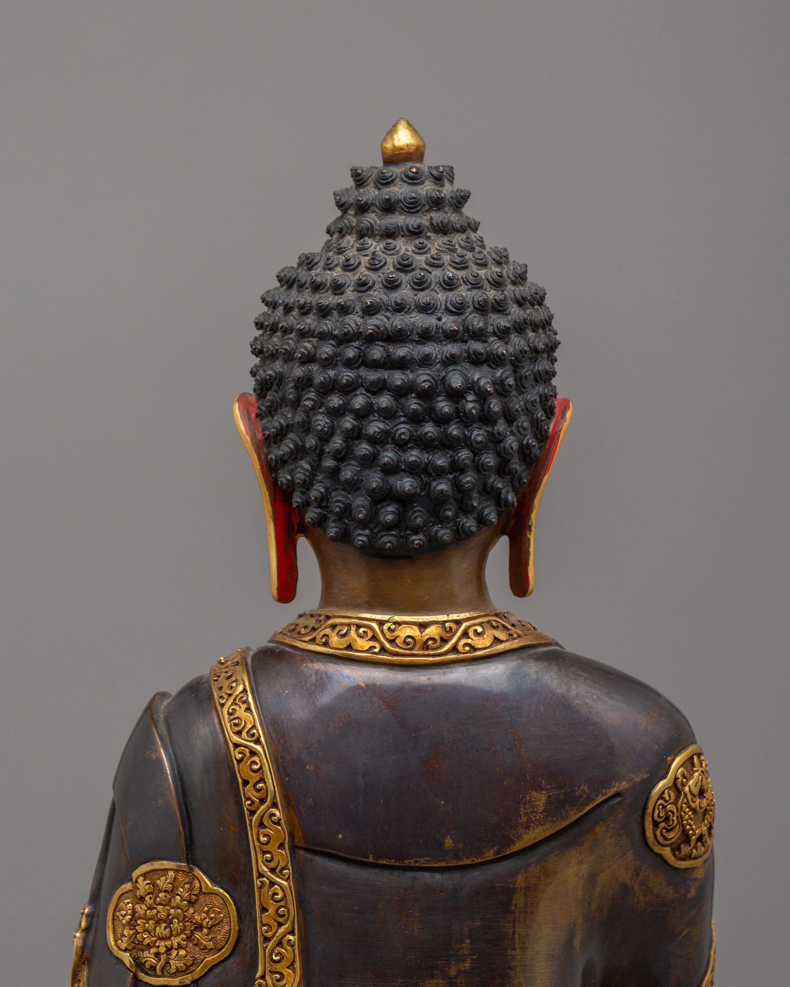 Tibetan Shakyamuni Buddha Throne Sculpture | Symbol of Peace and Enlightenment