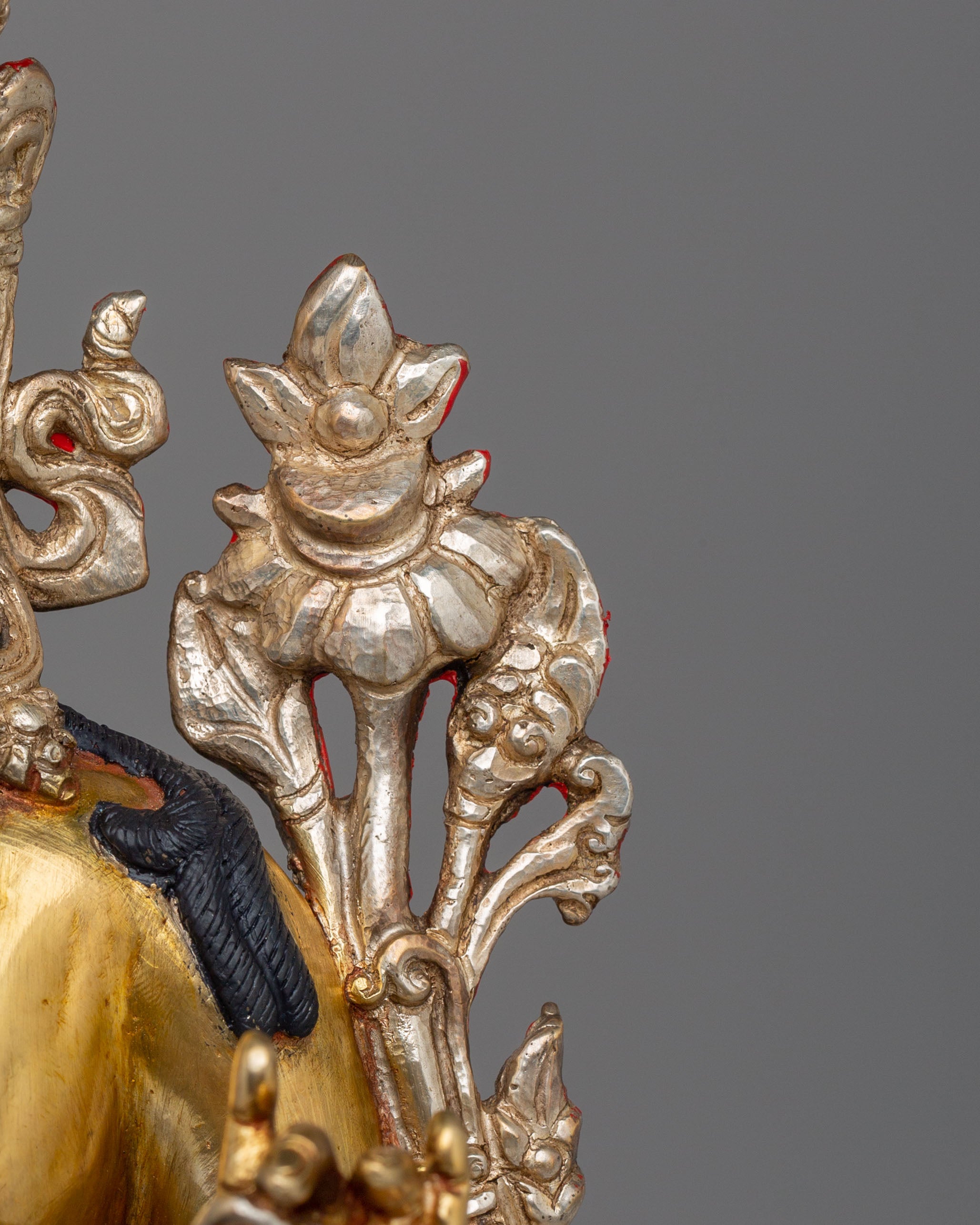 Statue of Bodhisattva Lokeshwora | Traditional Buddhist Art