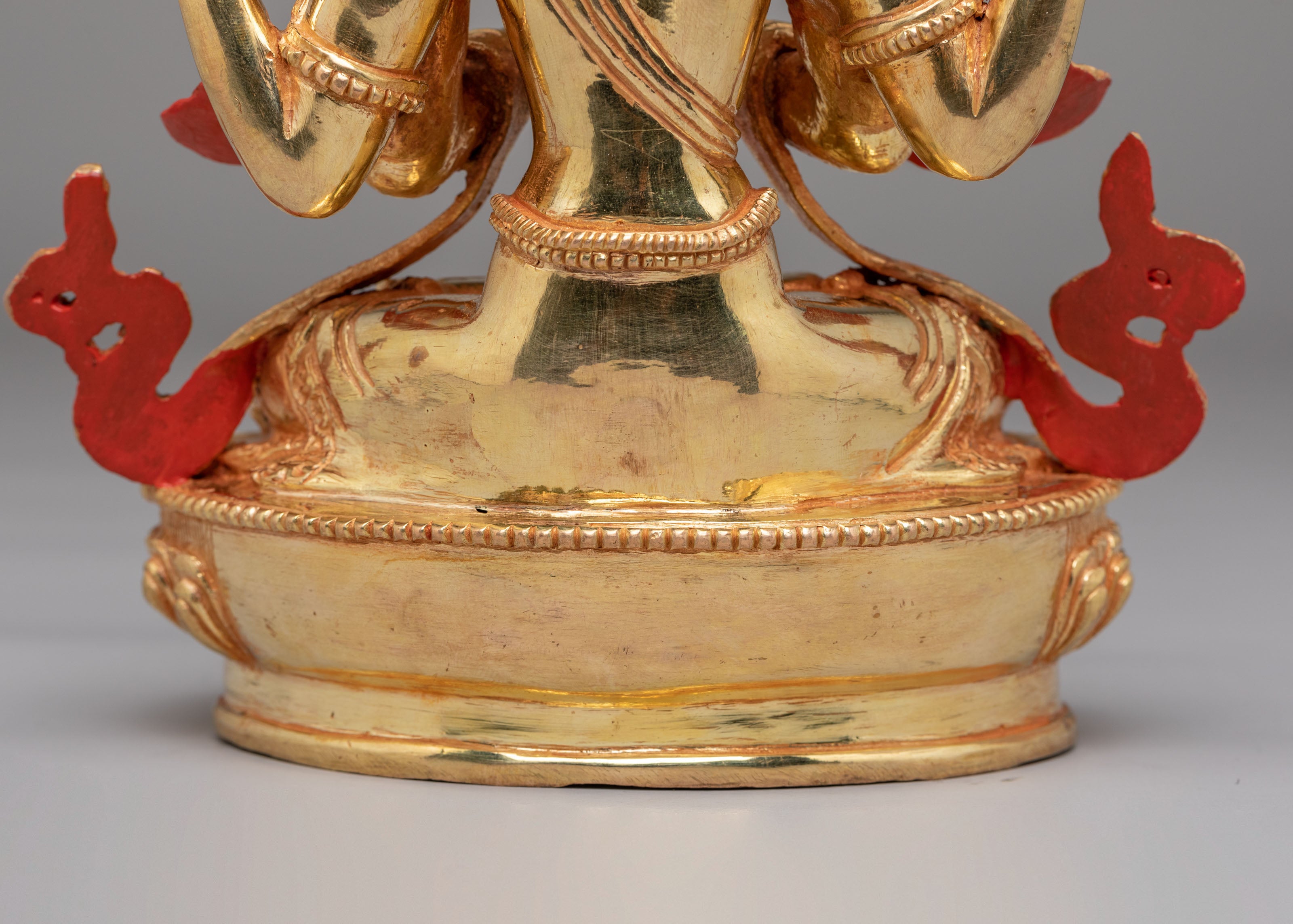 Sacred Chenrezig Deity Statue | Traditional Himalayan Artwork