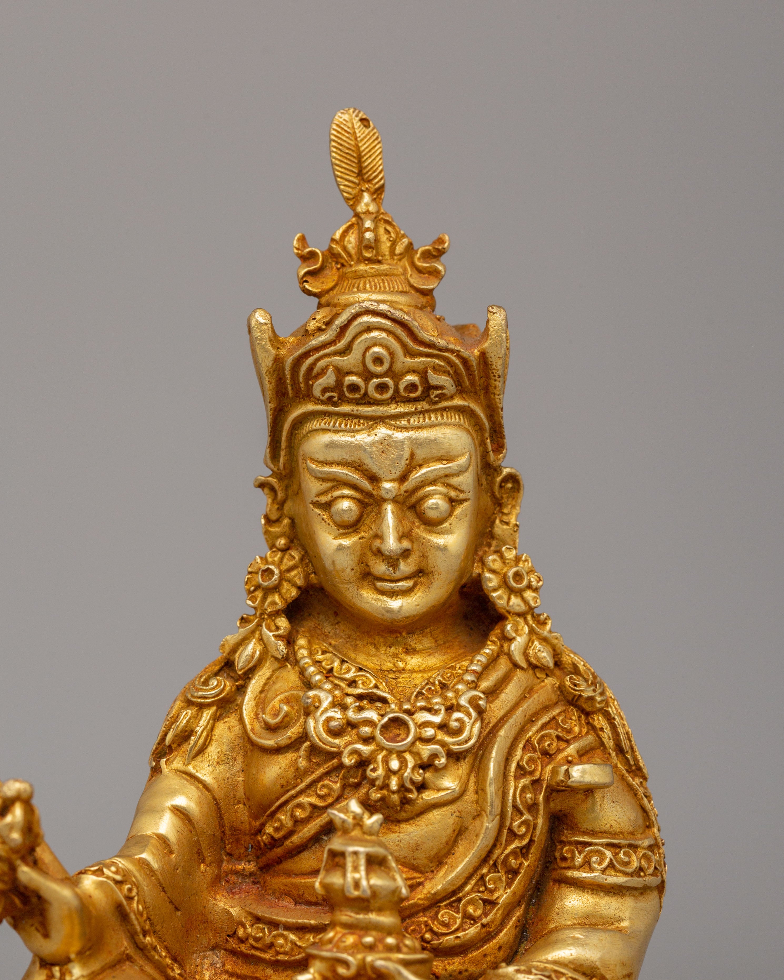 Sacred Guru Rinpoche Altar Statue | Spiritual Symbol of Enlightened Wisdom