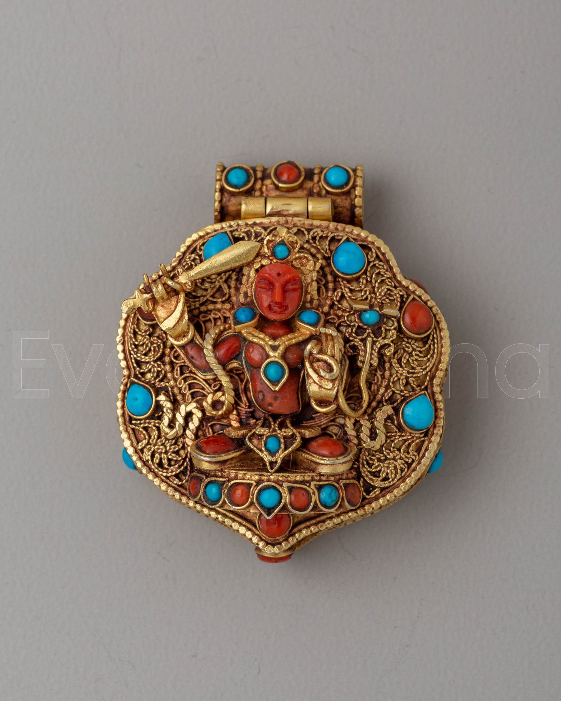 Ghau Locket