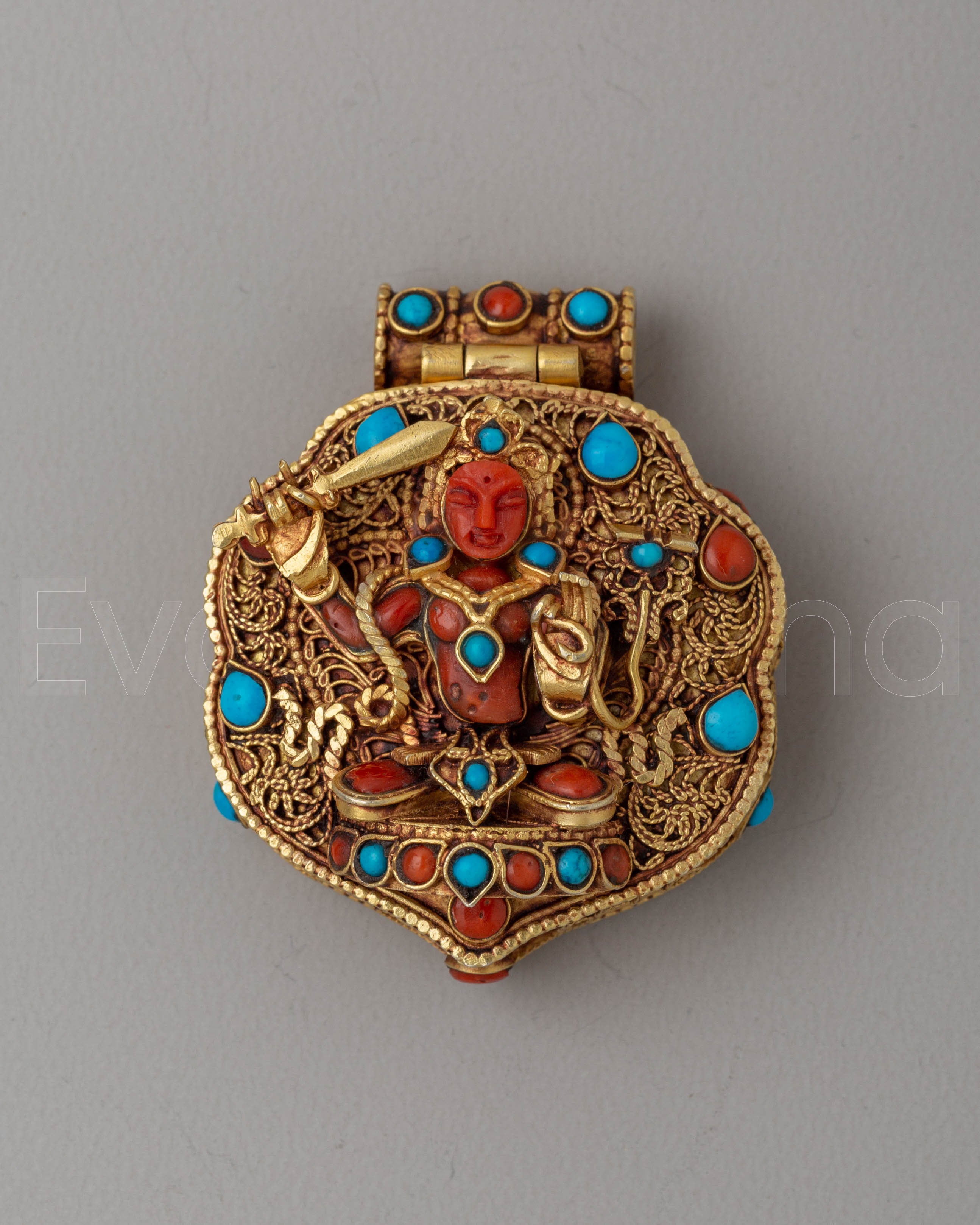 Ghau Locket
