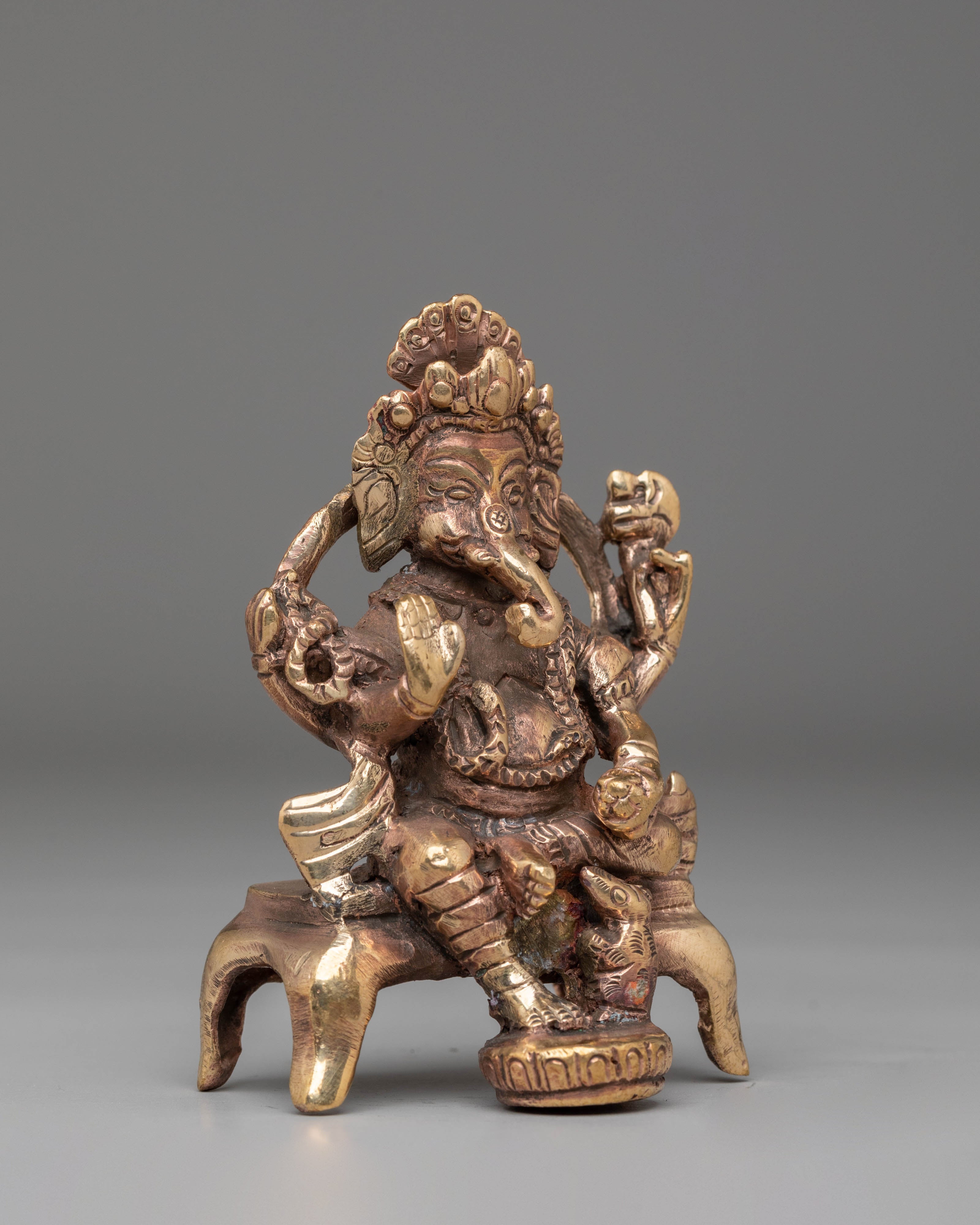 Handcrafted Hindu Ganesh Statue | Spiritual Home Decor