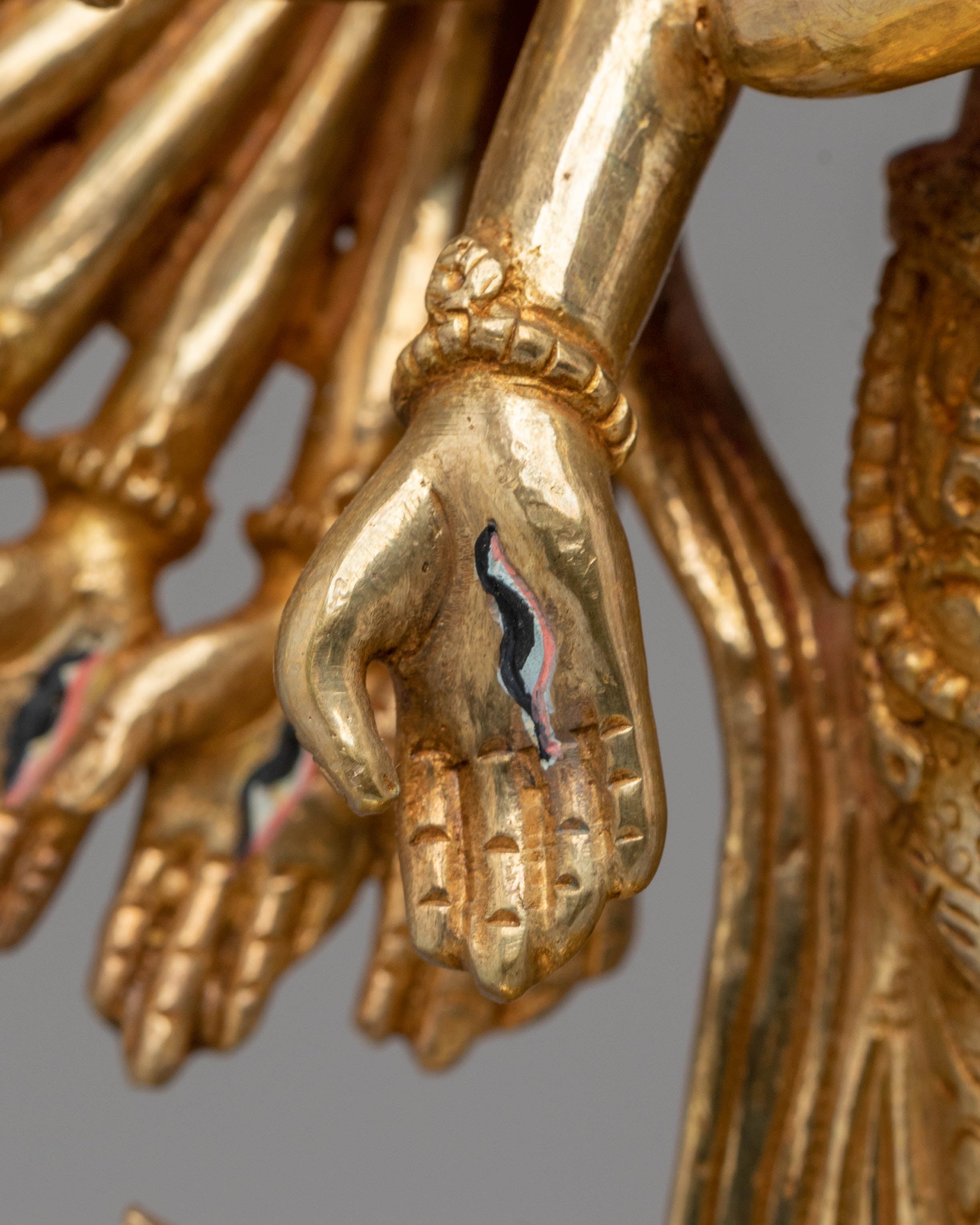 Handcrafted 1000 Armed Buddhist Chenrezig Statue | Compassionate Deity of Healing