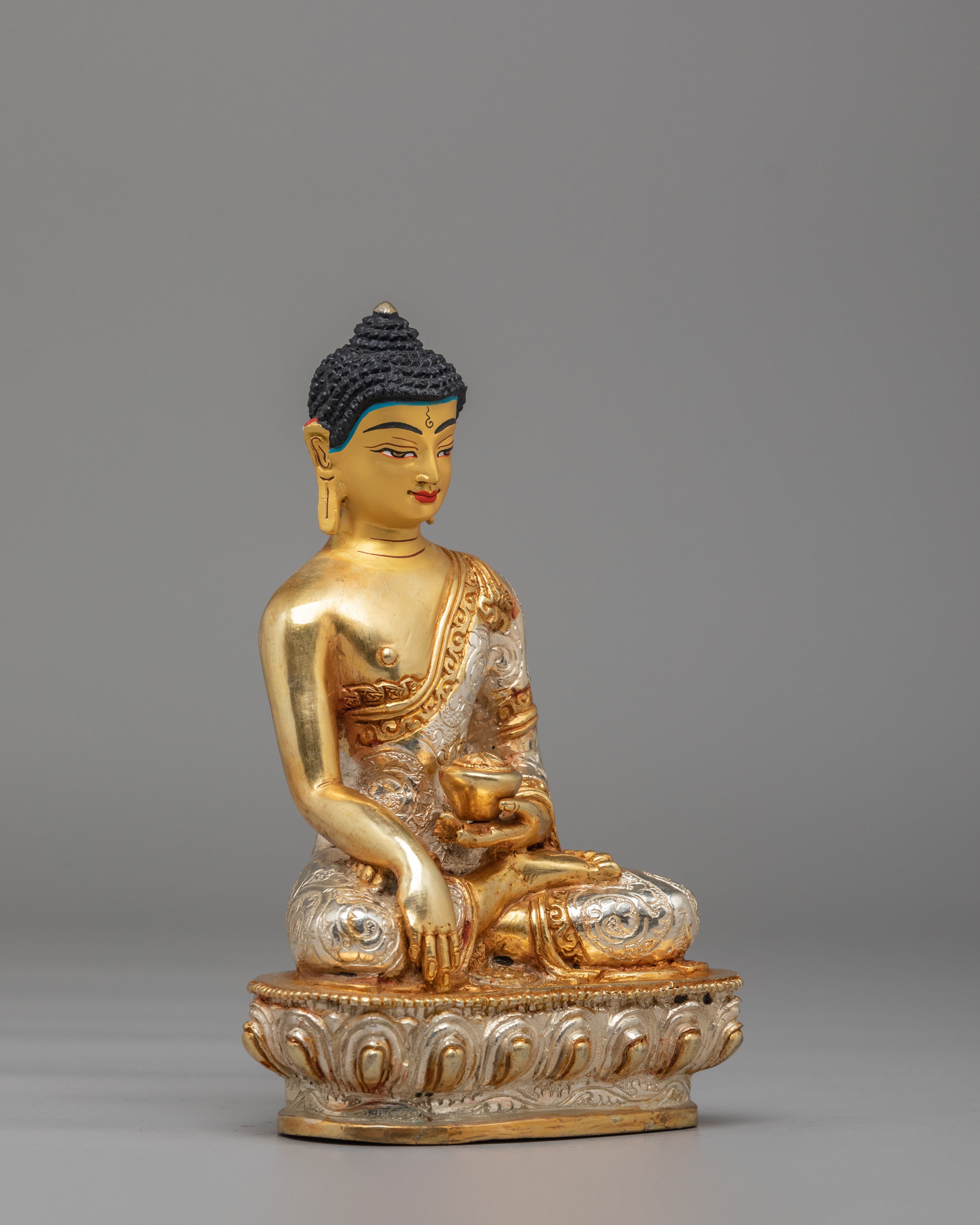 Sacred Shakyamuni Buddha Shrine Statue | A Sacred Symbol of Peace and Enlightenment