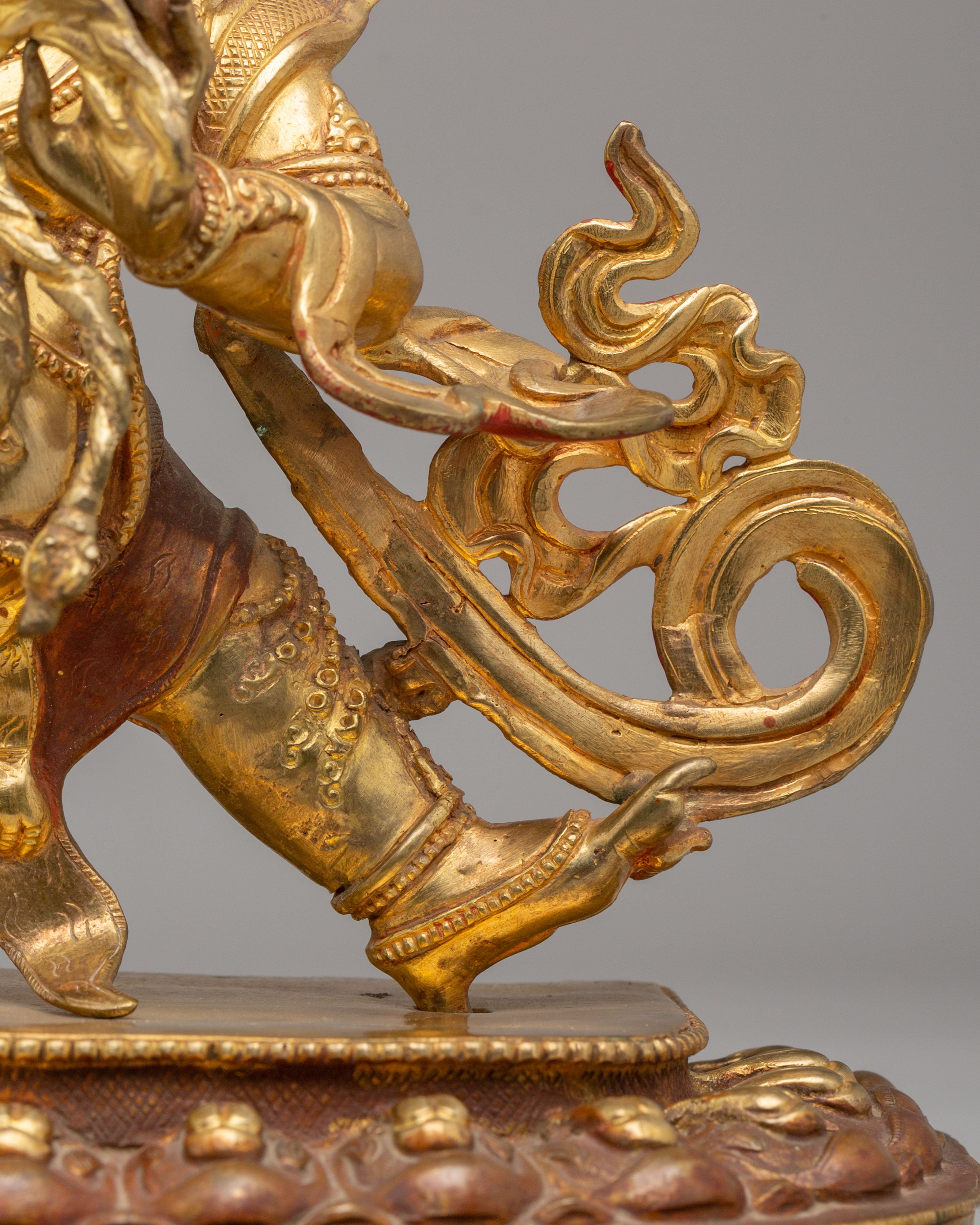 Traditional Vajrapani Spiritual Sculpture | Tibetan Buddha of Power