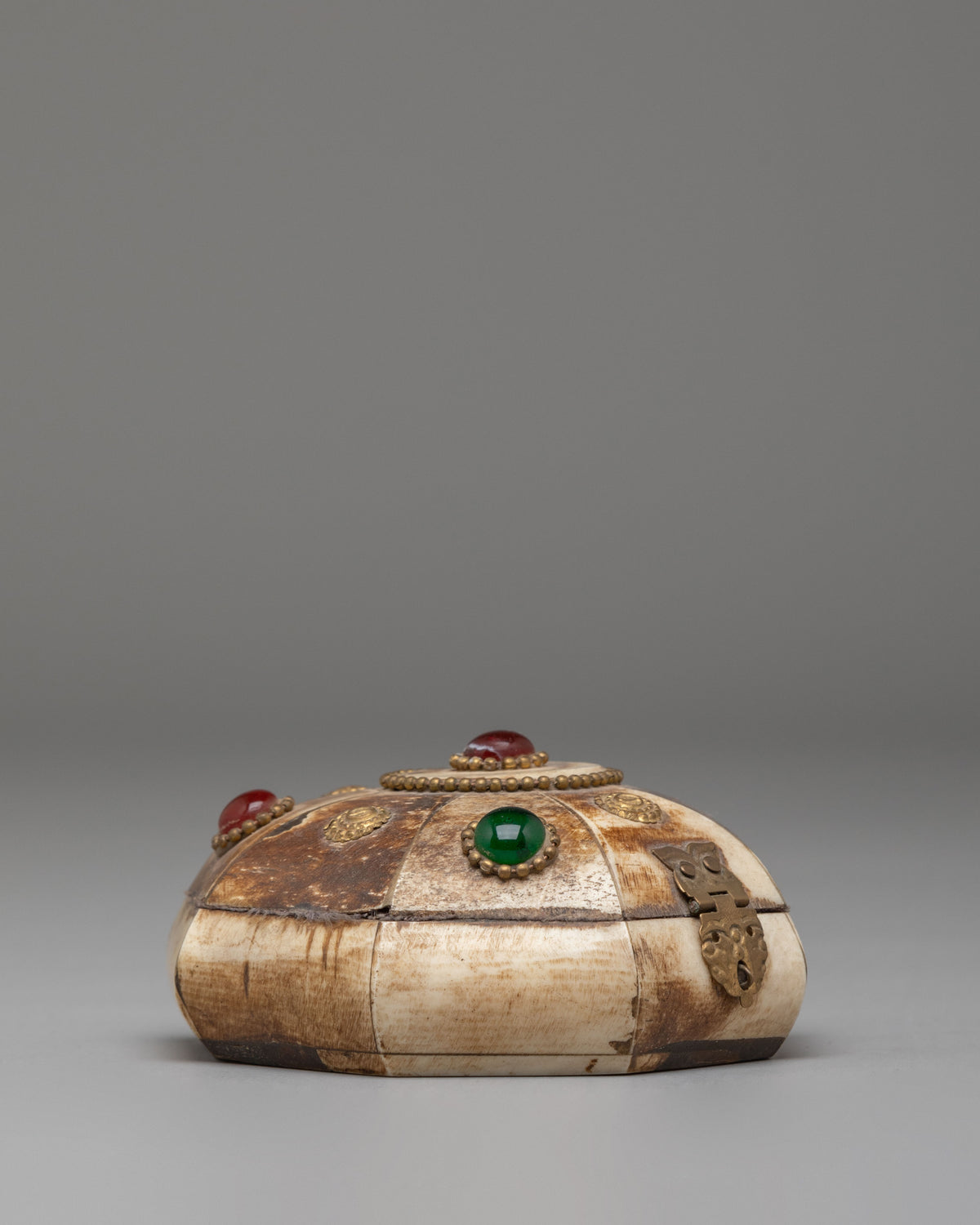 Tibetan Buddhist Jewellery Box | Handmade Treasure Chest for Spiritual Decor