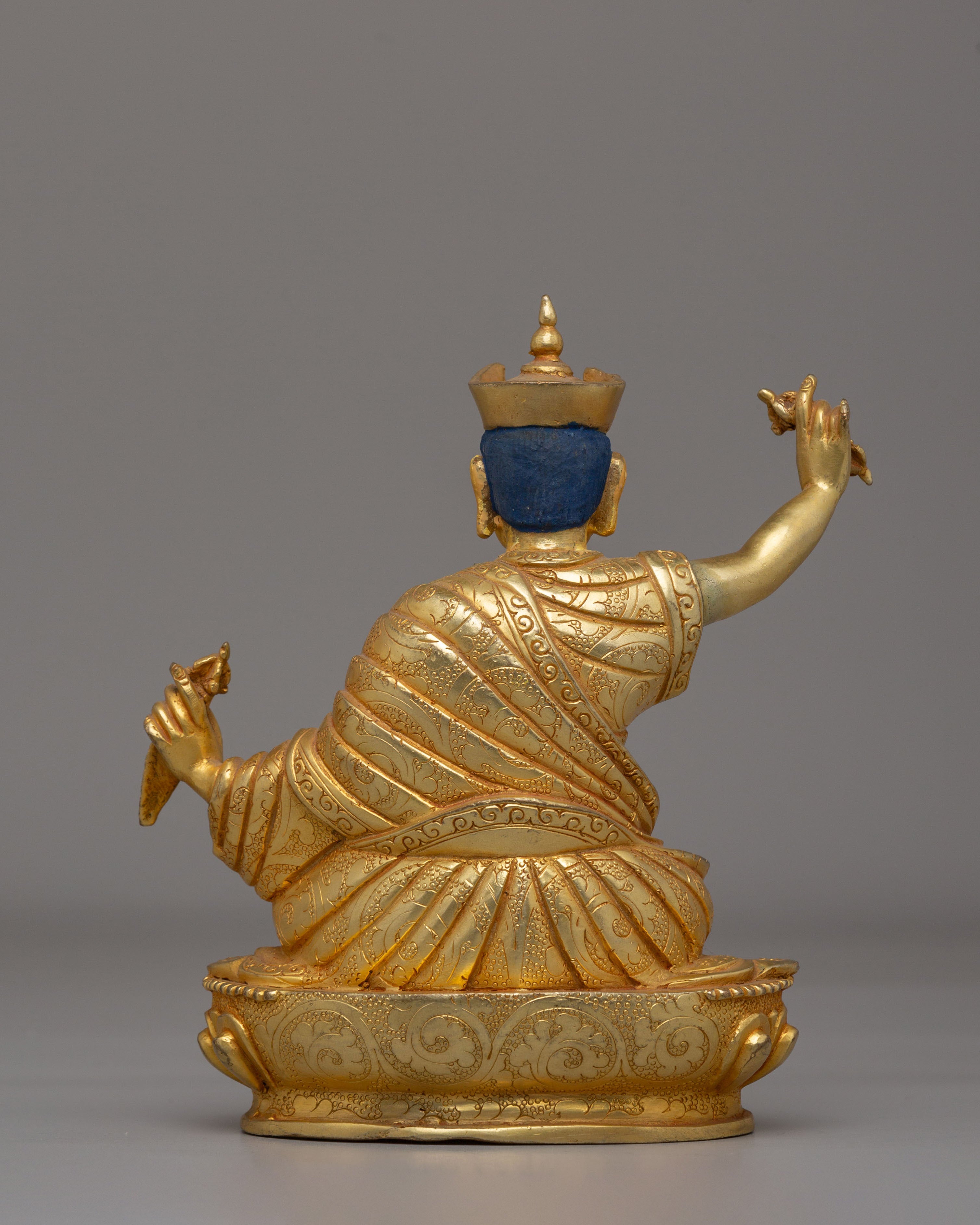 Vajrayana Master 16th Karmapa Statue | A Symbol of Wisdom and Enlightenment