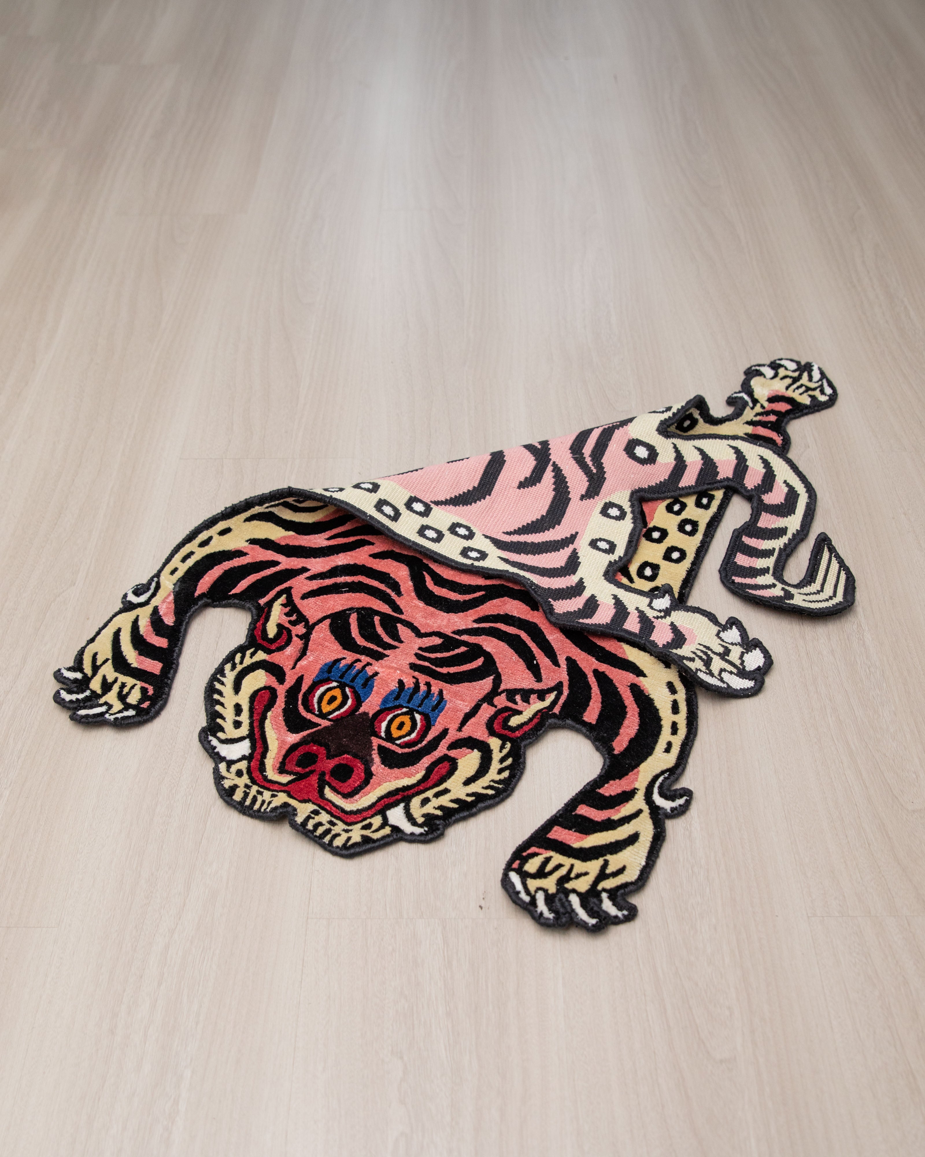 Decorative Handmade Tiger Rug | Handmade Tibetan Art
