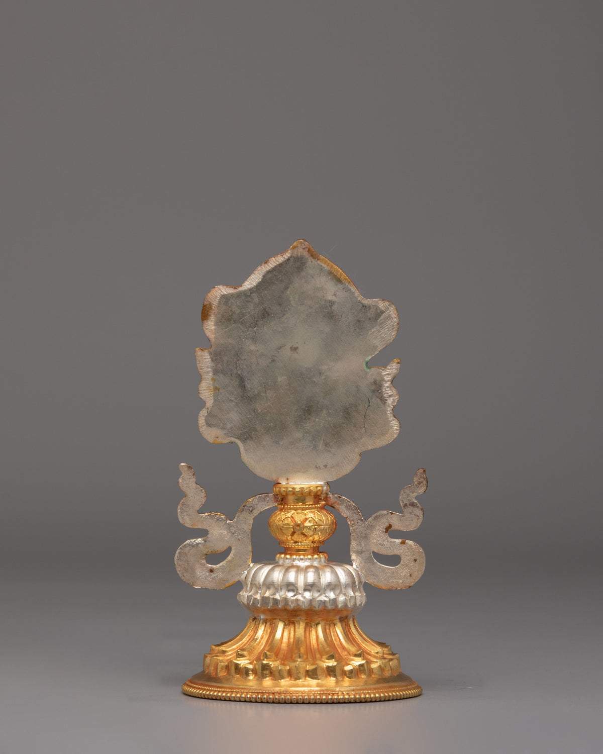 Sacred Altar Auspicious Symbols | Spiritual Significance in Buddhism