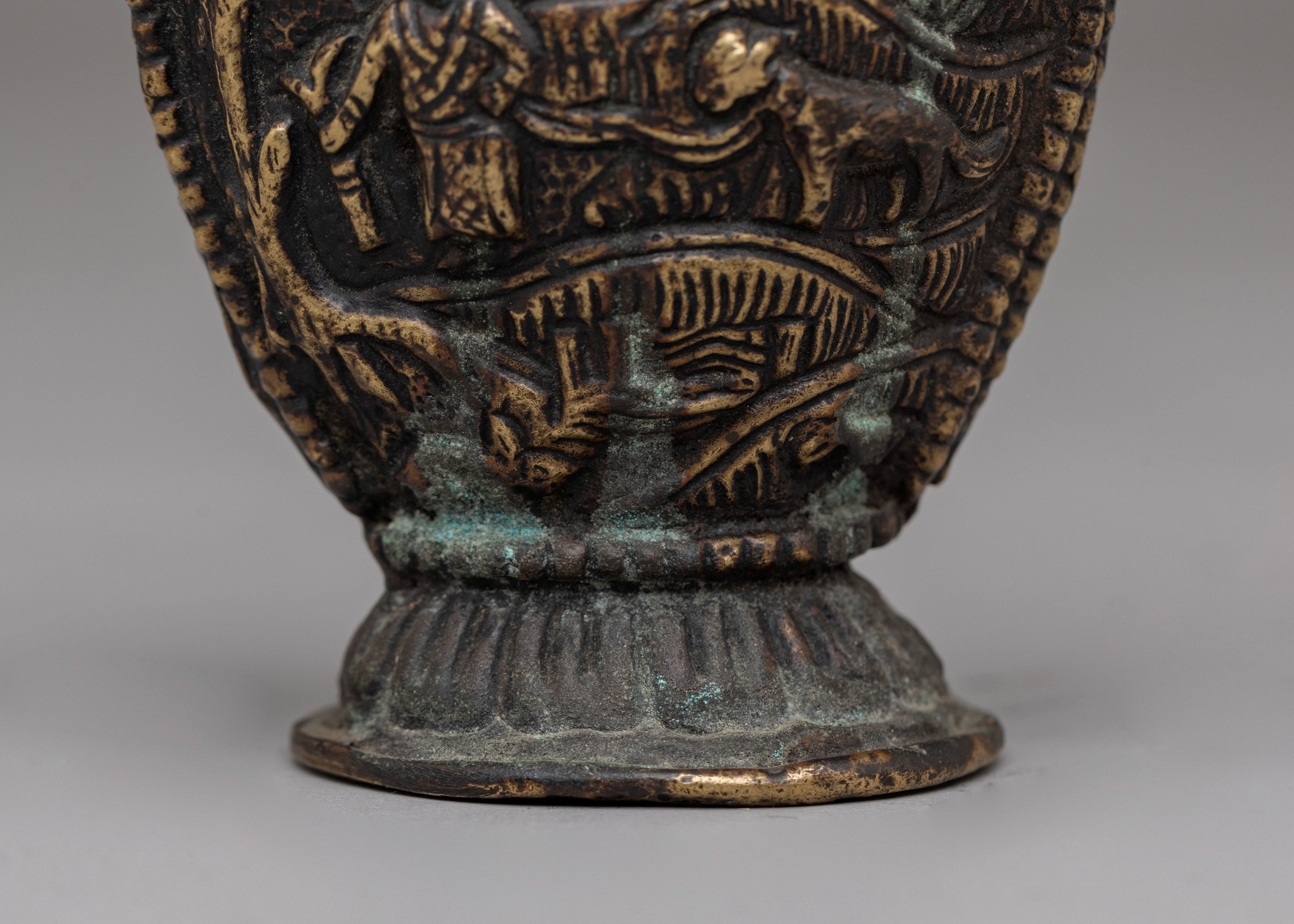 Buddhist Four Harmonious Friends Snuff Pot | Symbolizing Unity and Friendship