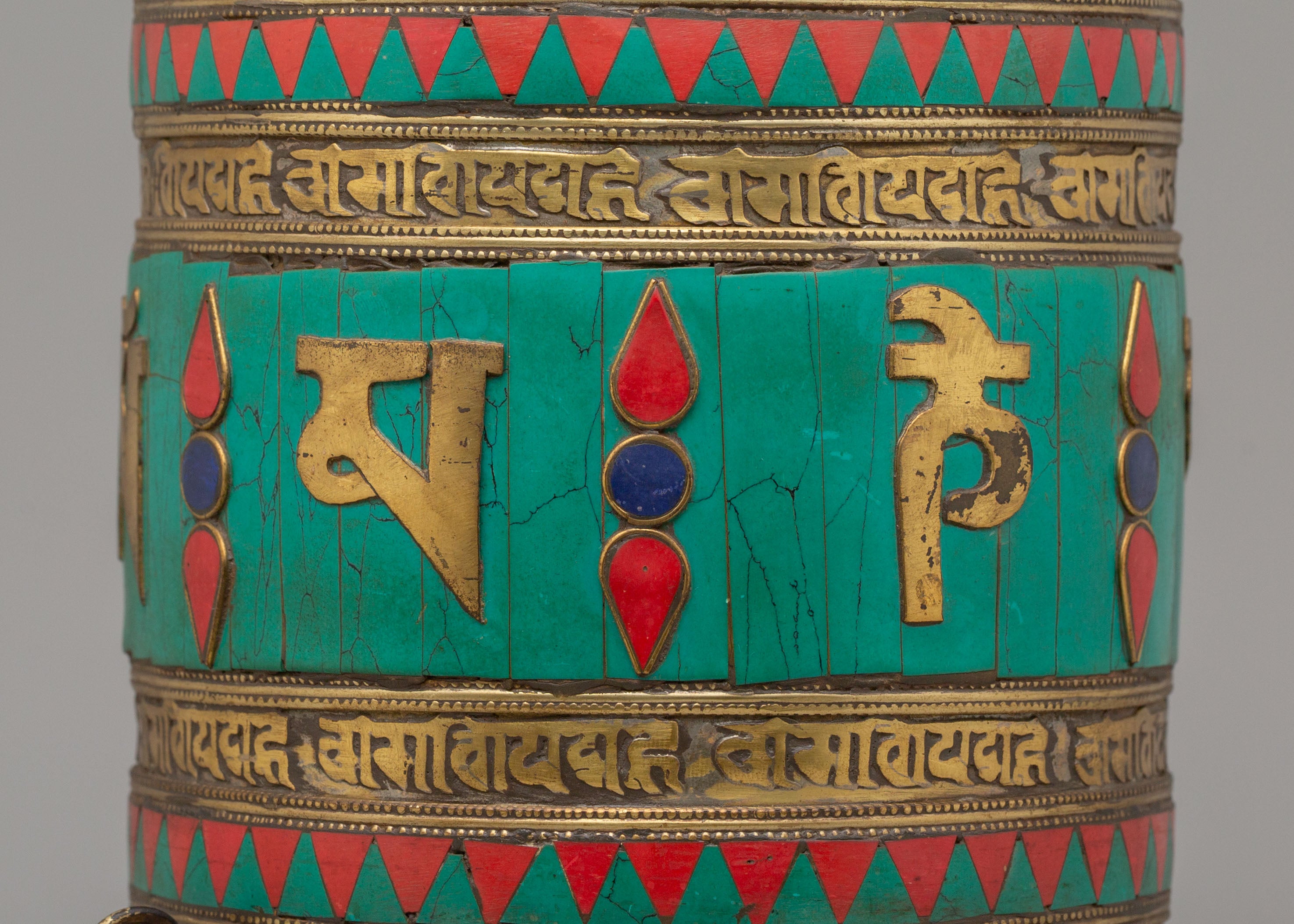 Sacred Altar Mantra Prayer Wheel | Handcrafted Tibetan Mantra Spinner