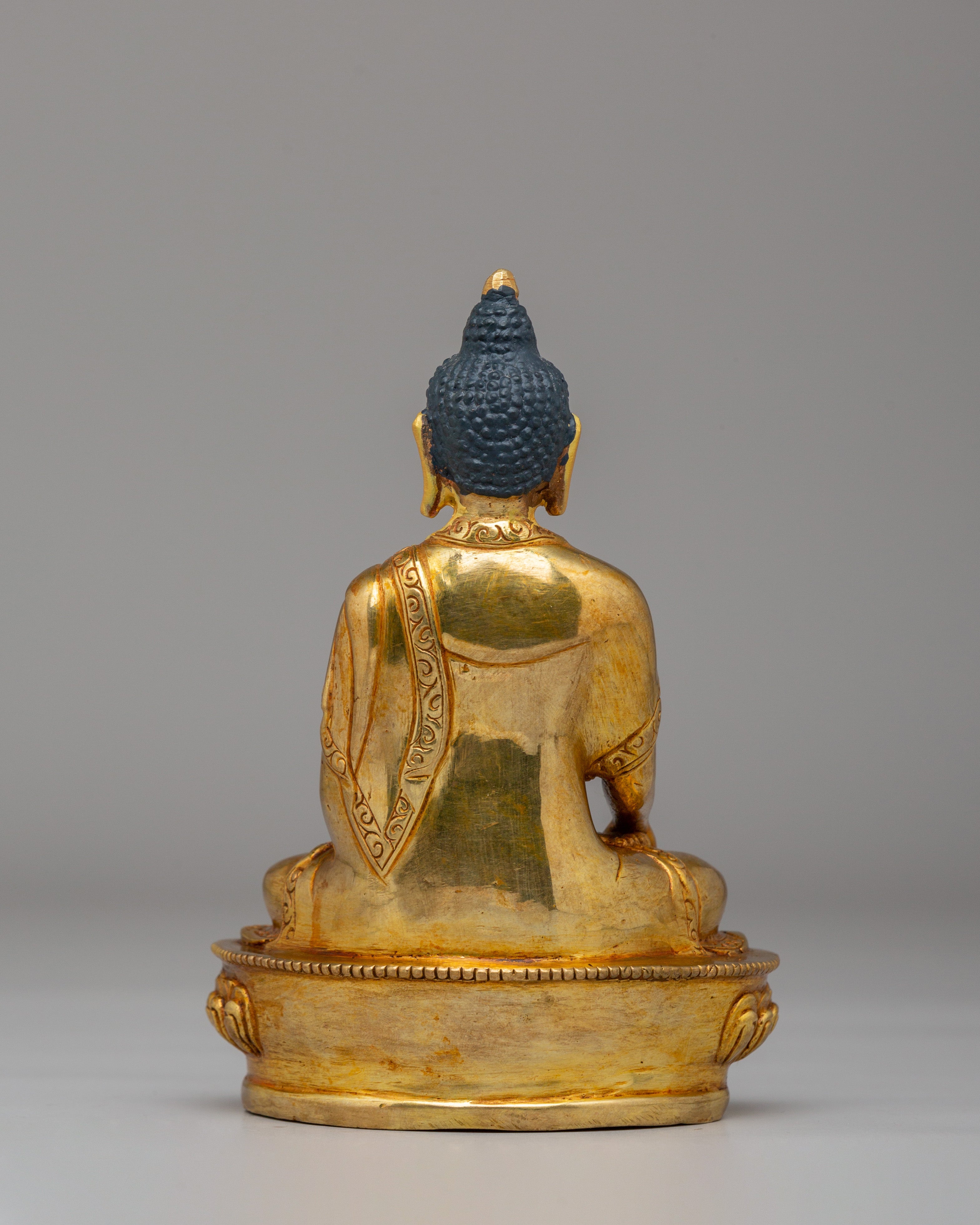 Golden Shakyamuni Buddha Statue | Symbol of Enlightenment and Serenity