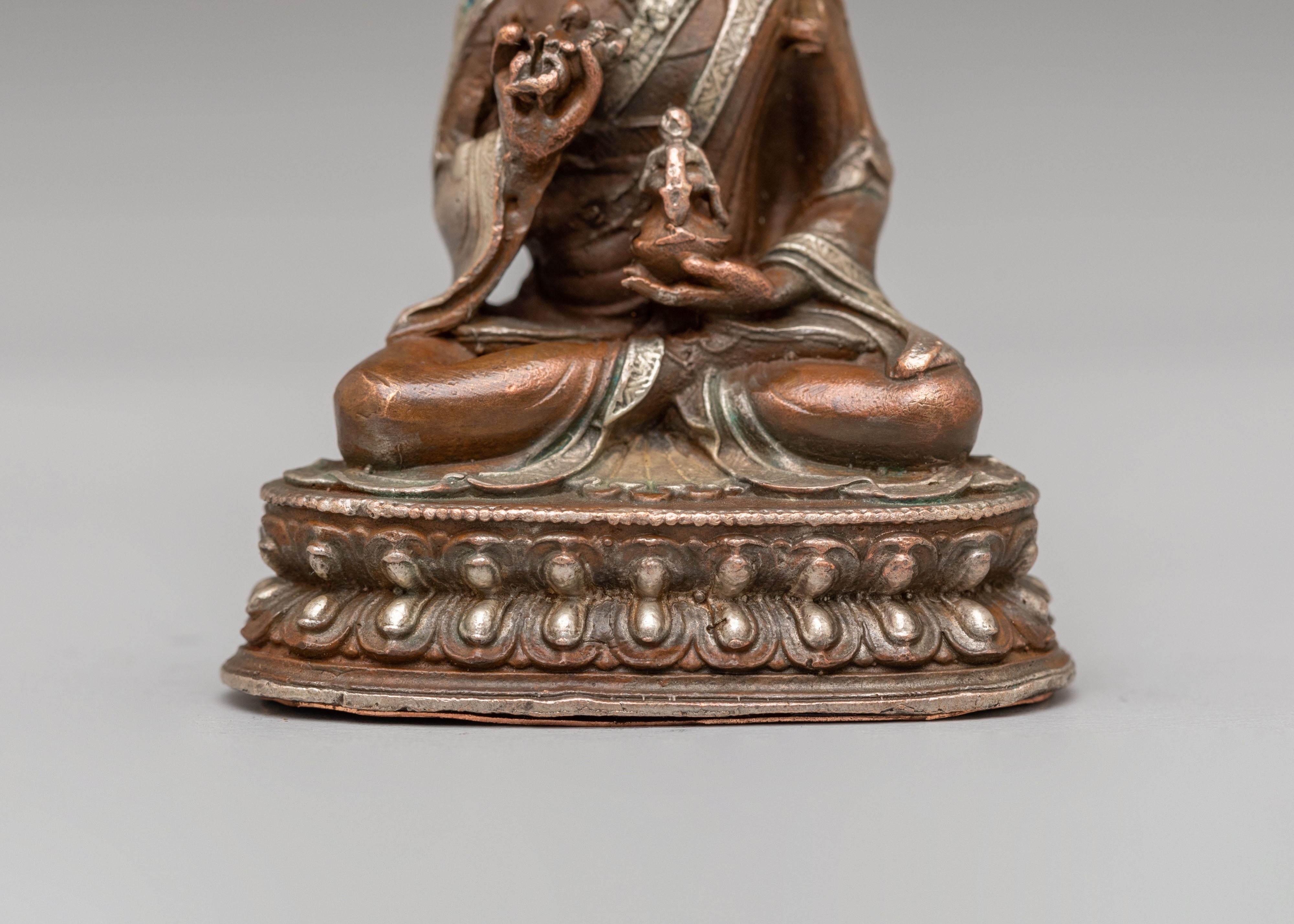 Tsokye Dorje Shrine Statue | Symbol of Wisdom and Spiritual Blessings