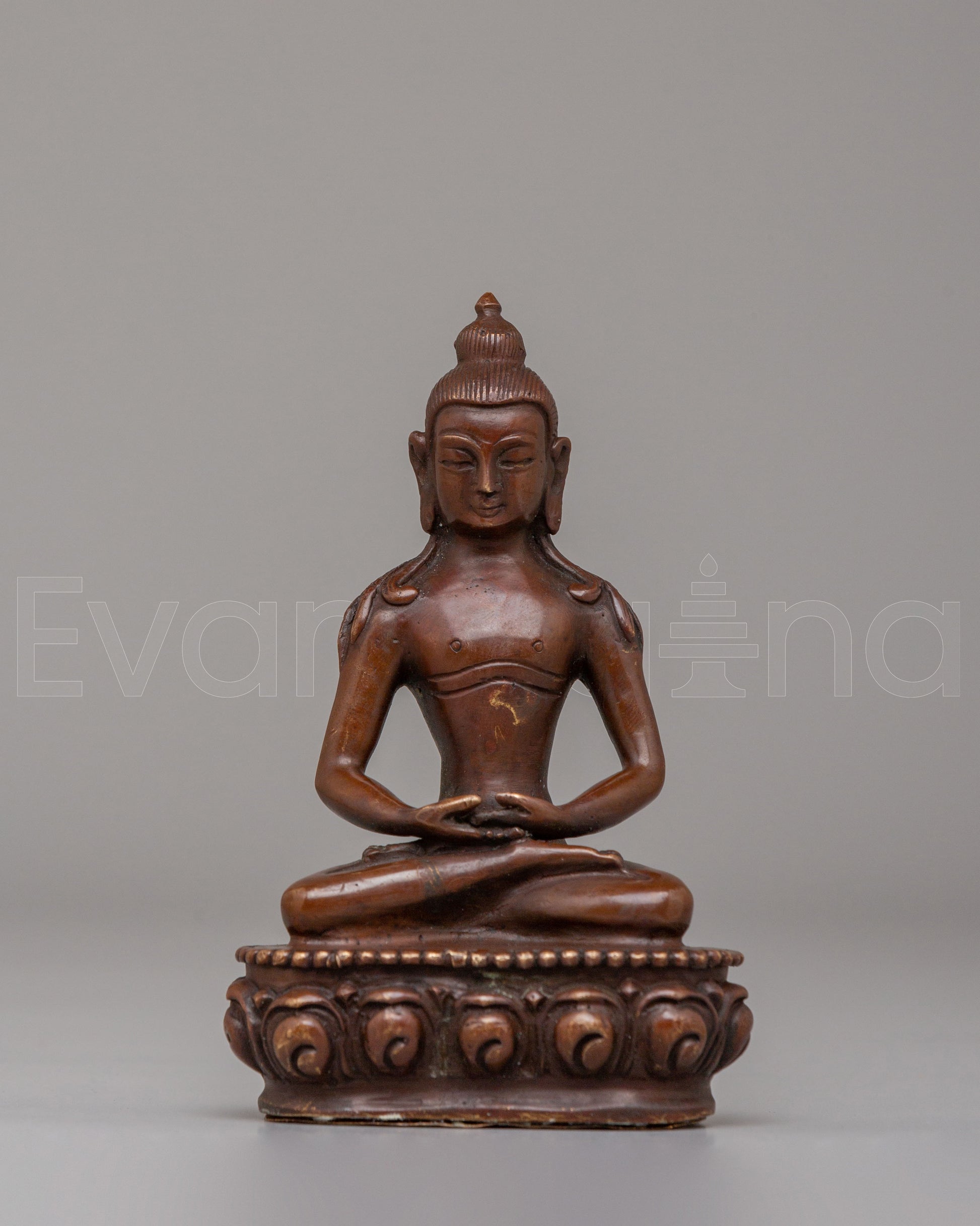 Traditional Tapihrista Statue 