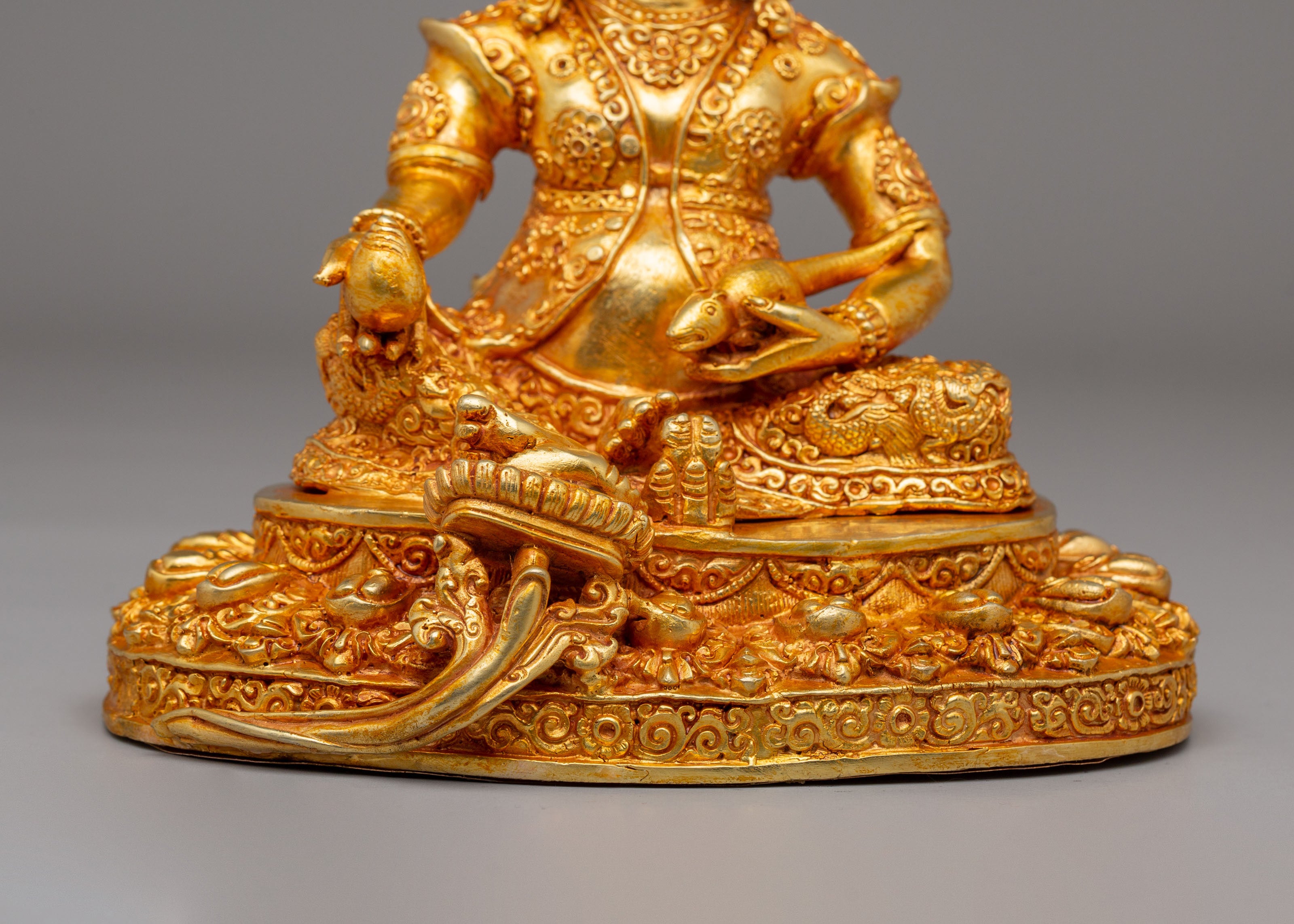 Vajrayana Dzambhala Prosperity Statue | Symbol of Wealth and Prosperity