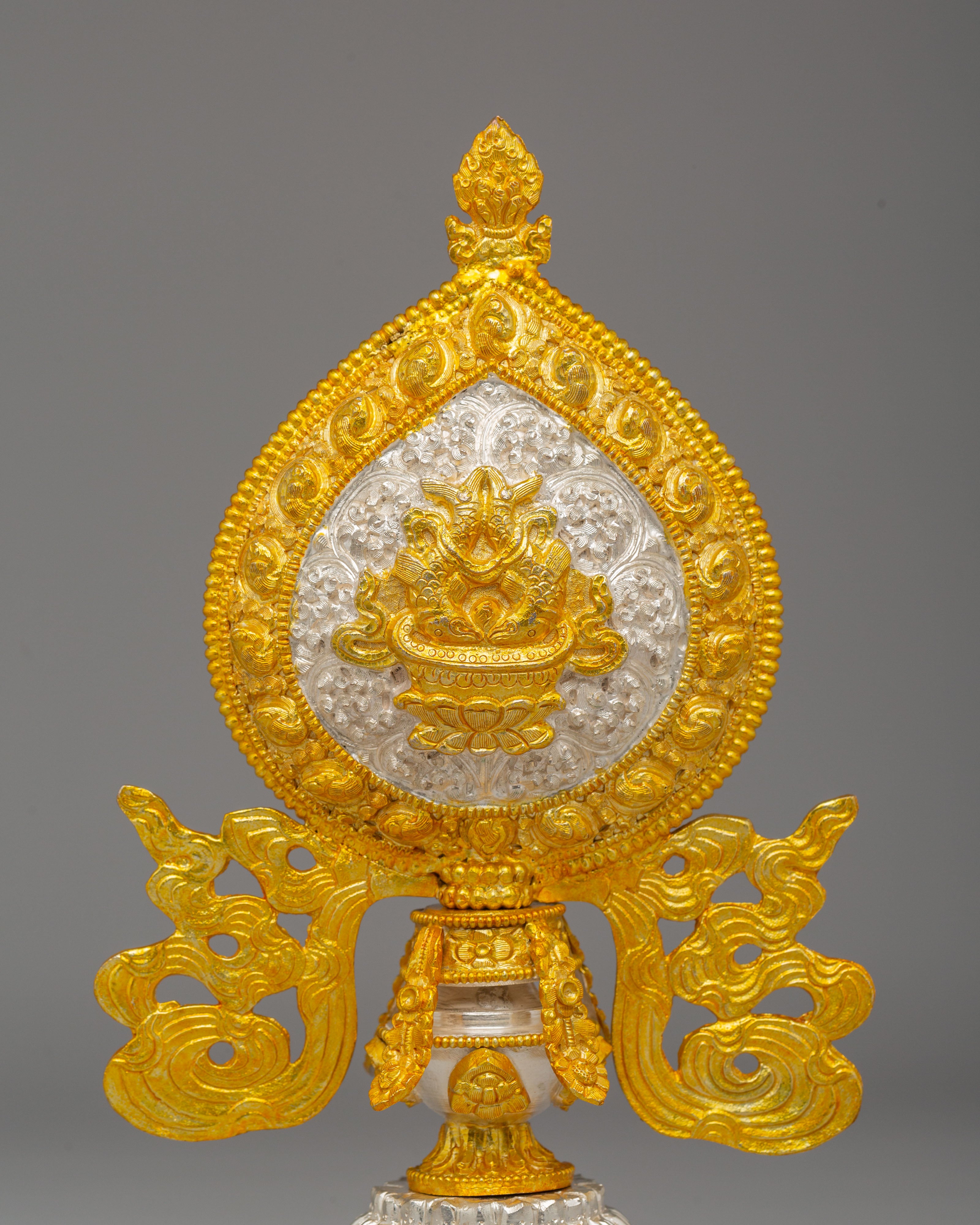 Tibetan Altar Eight Auspicious Symbols | Tibetan Buddhist Ritual Tools