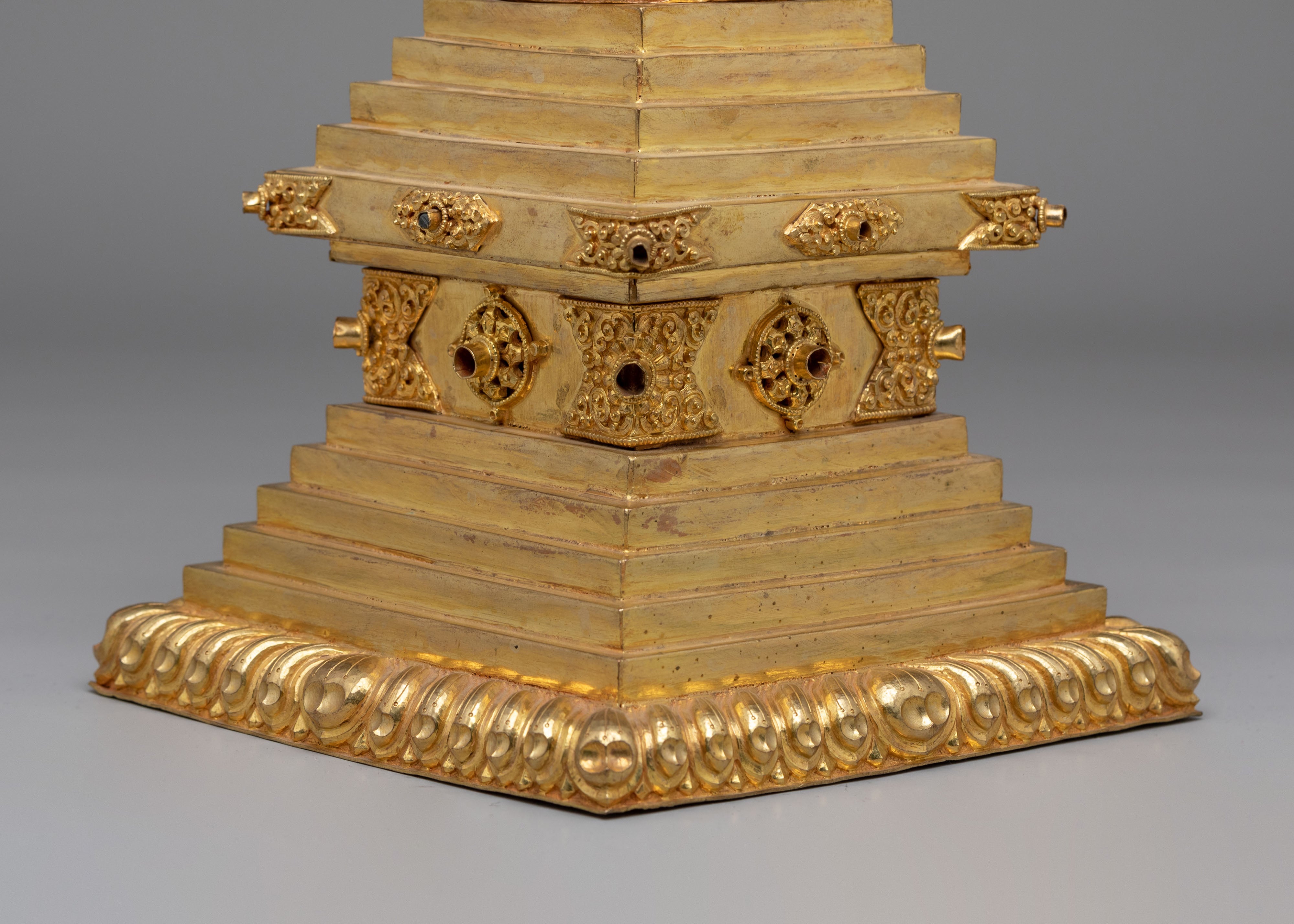 Enlightenment Stupa for Buddhist Practice | Symbol of Enlightenment