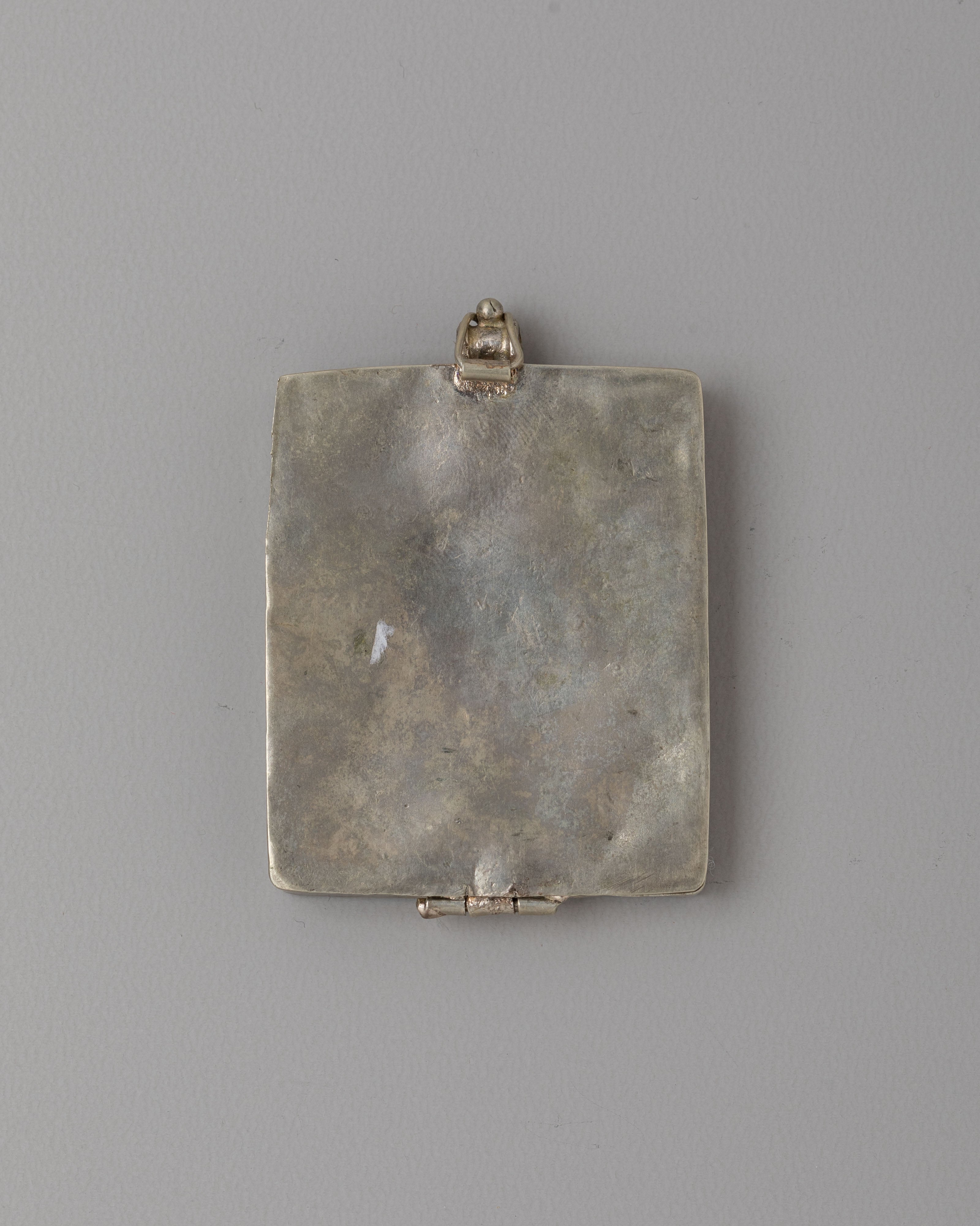 Himalayan Buddhist Tibetan Locket | Spiritual Protection Talisman