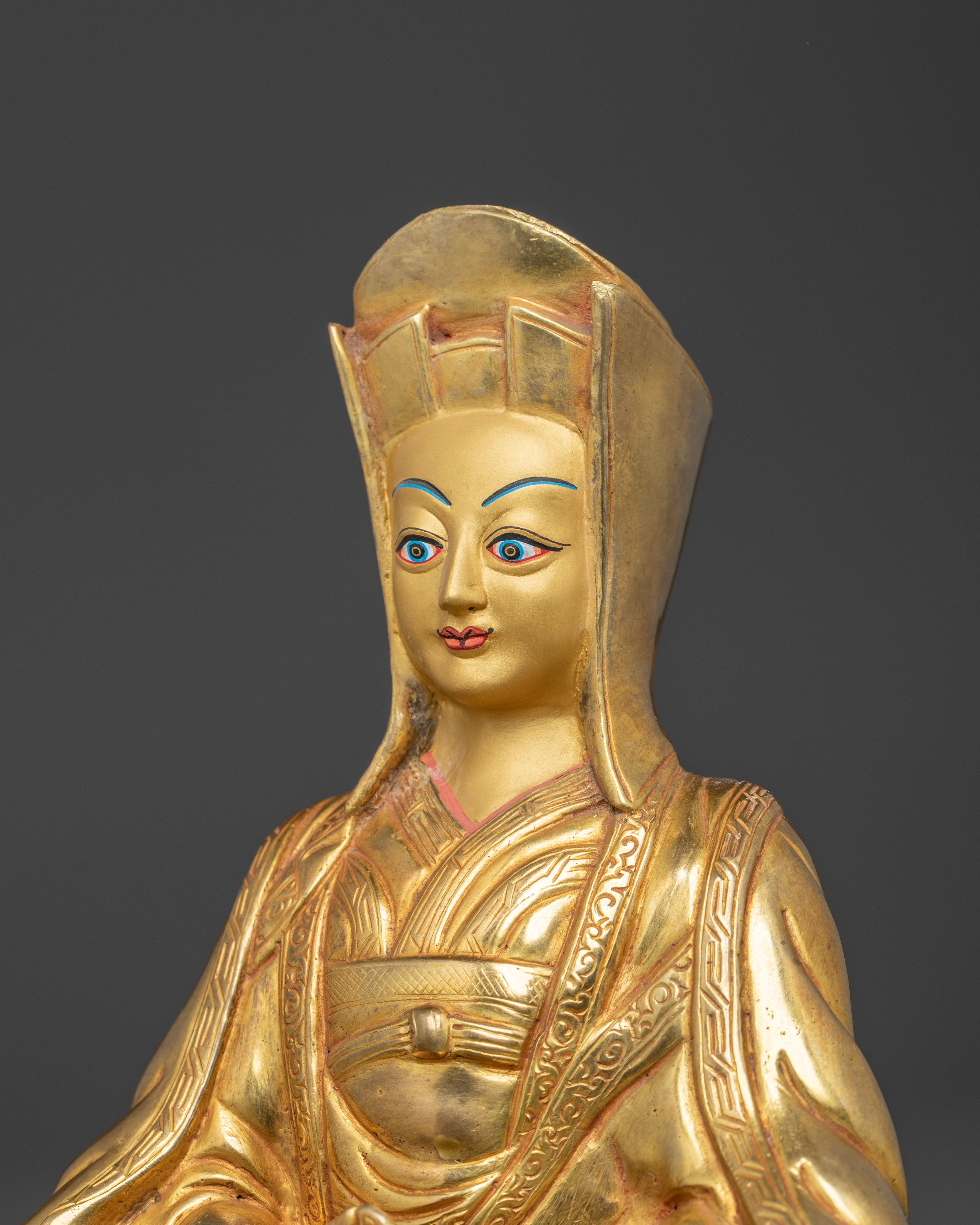 Sacred Gampopa Statue | The Master of Tibetan Buddhism