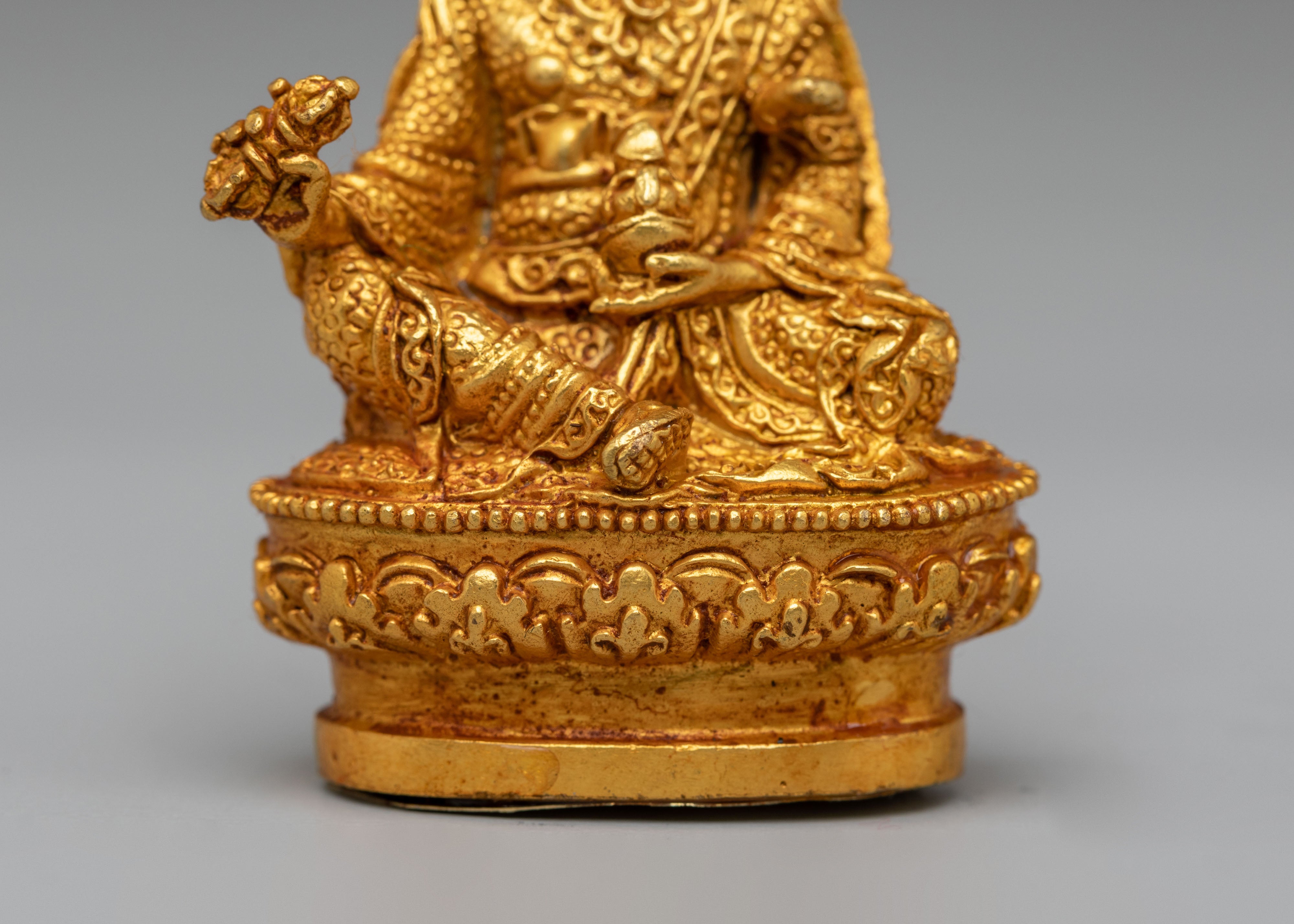 Sacred Guru Rinpoche Meditation Statue | Traditional Himalayan Artwork