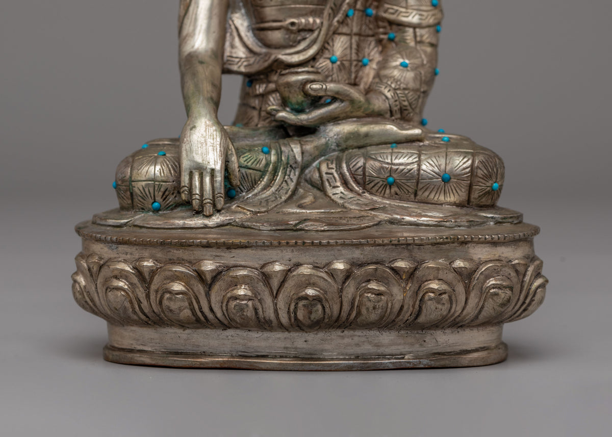 Tibetan Sacred Shakyamuni Buddha Statue | Traditional Buddhist Artwork