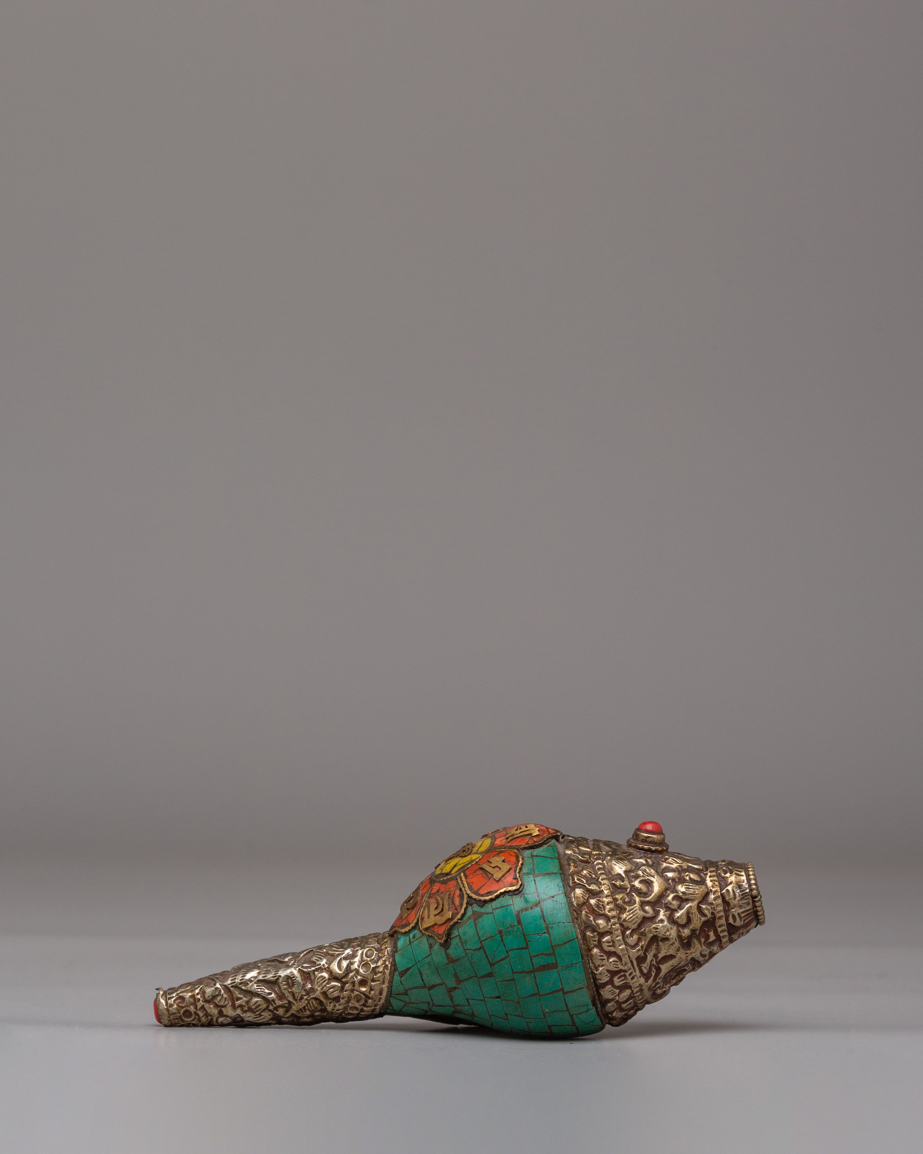 Handmade Conch for Buddhist Rituals | Tibetan Ritual Artifact