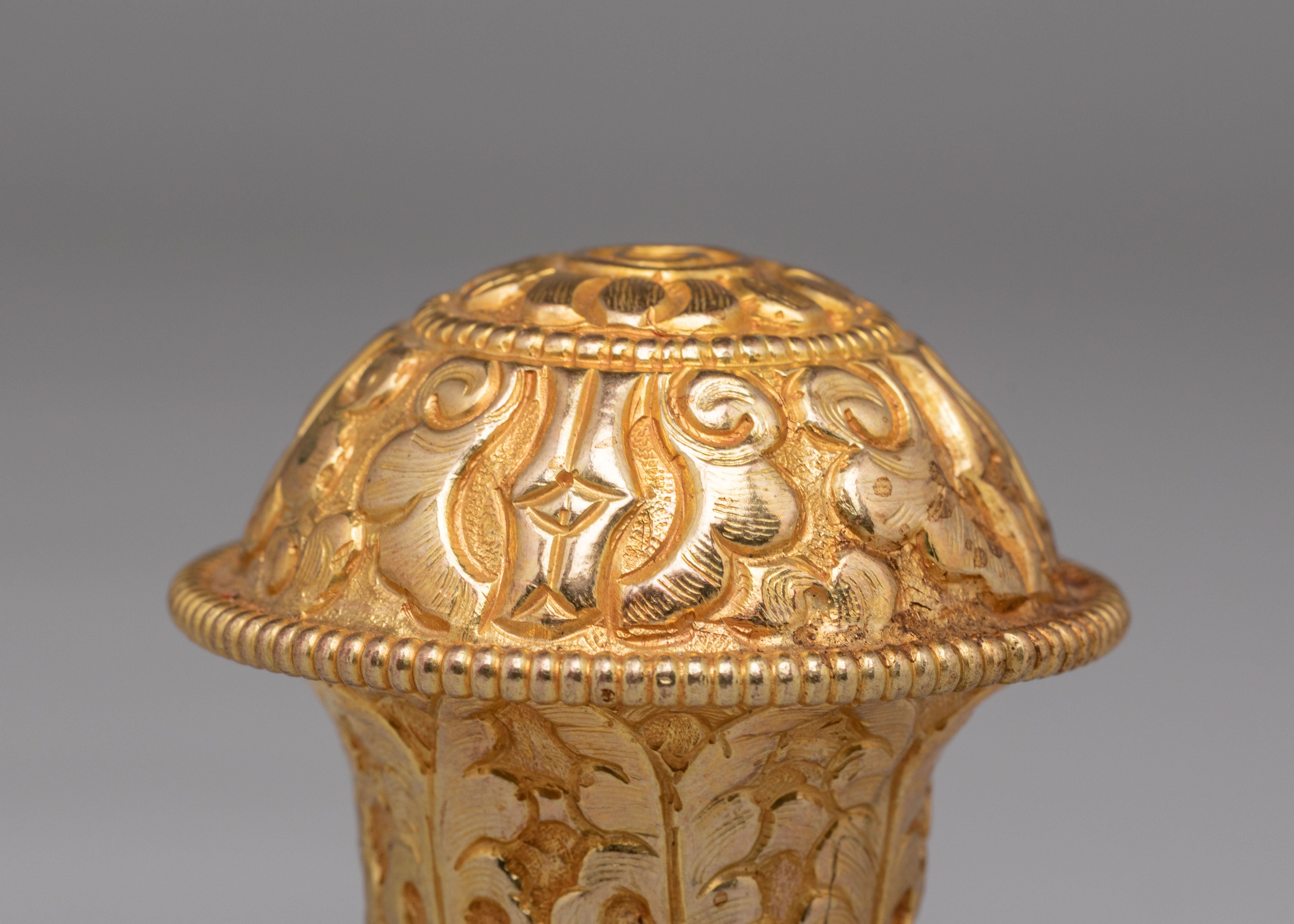 Brocade Stick Cap for Buddhist Ceremonies | Symbol of Wisdom and Spiritual Purity