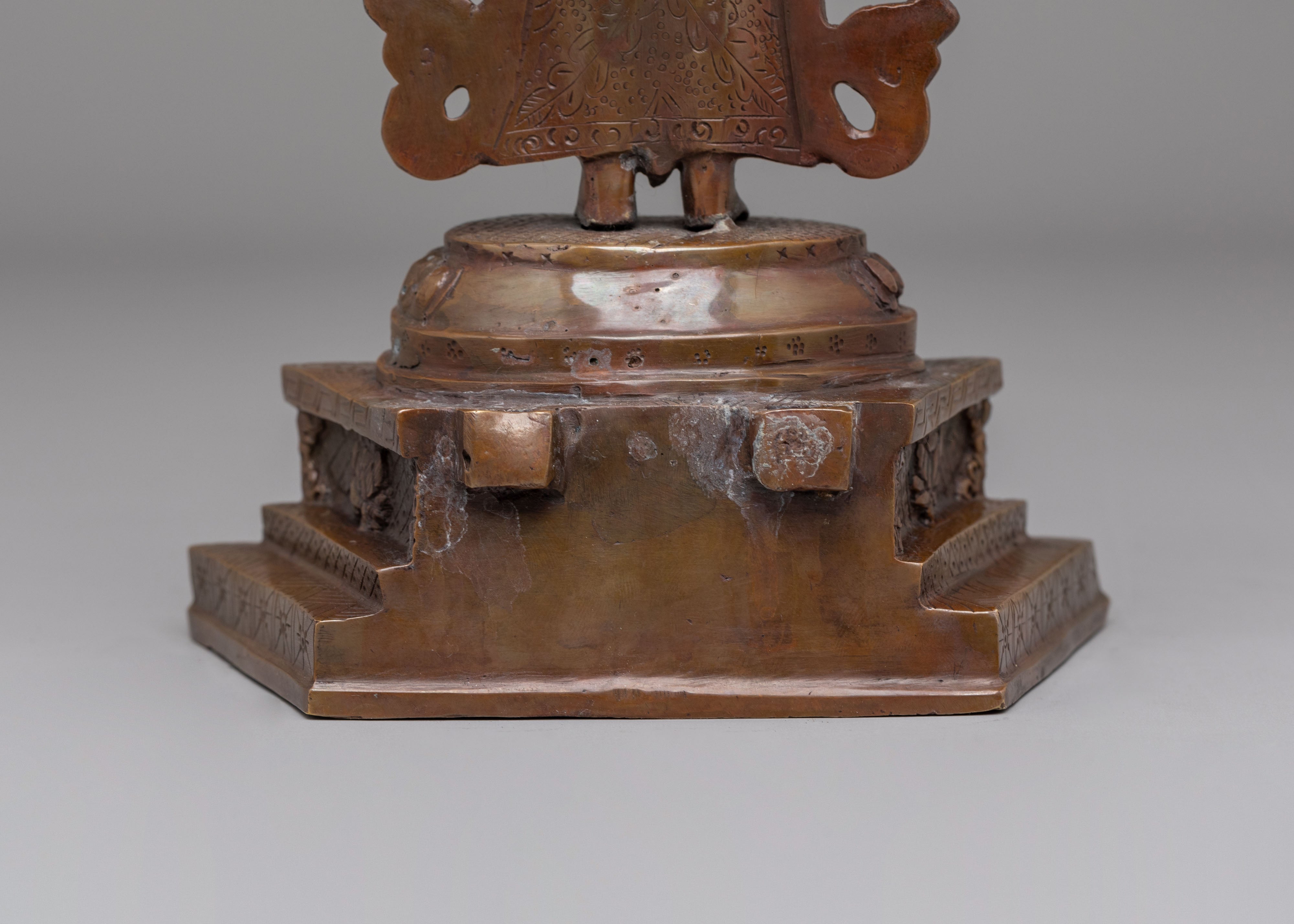 Thousand Armed Chenrezig Statue | Tibetan Avalokiteshvara Sculpture