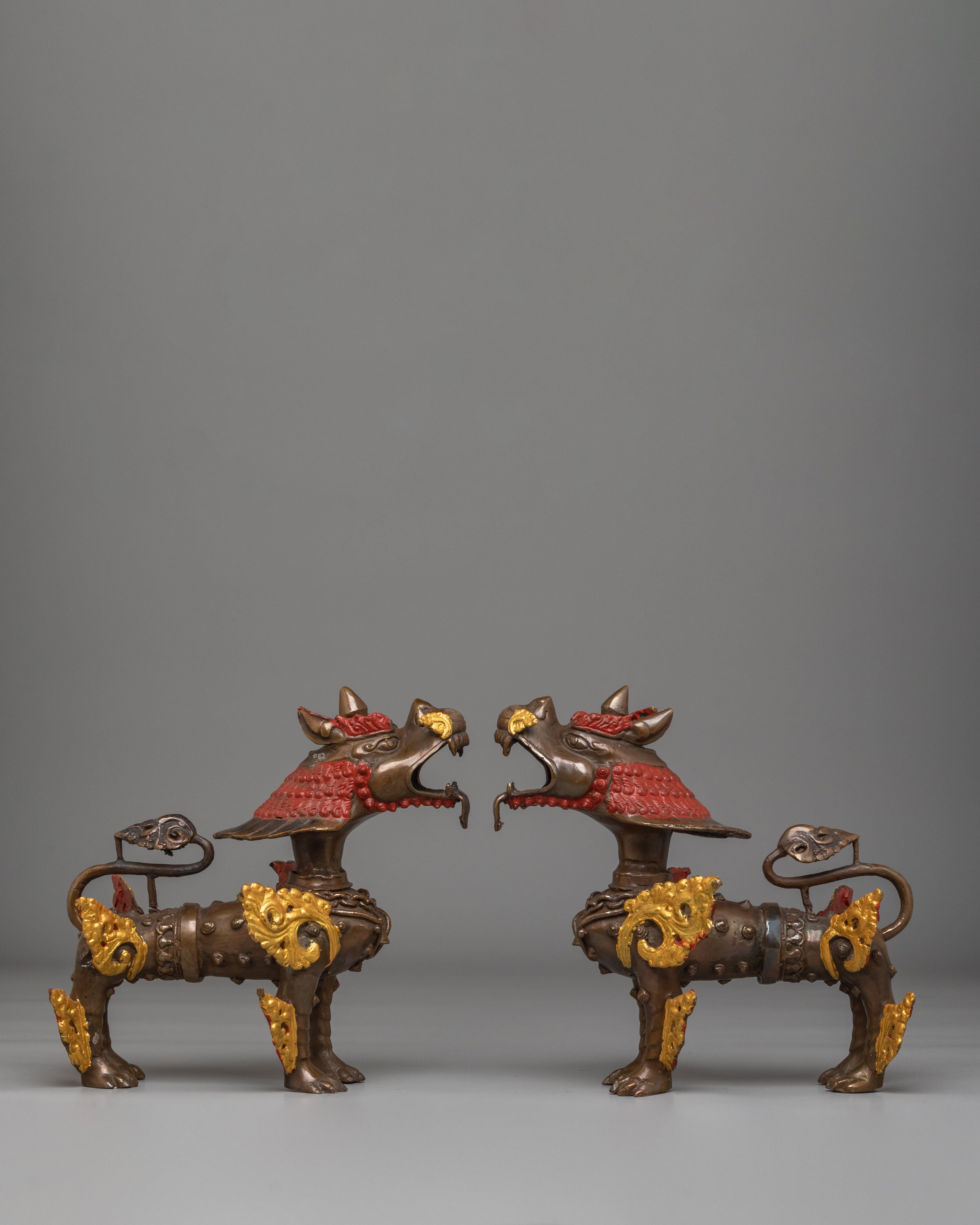 Himalayan Guardian Lion Statue Pair | Symbolic Lion Figurine Set for Spiritual Decor