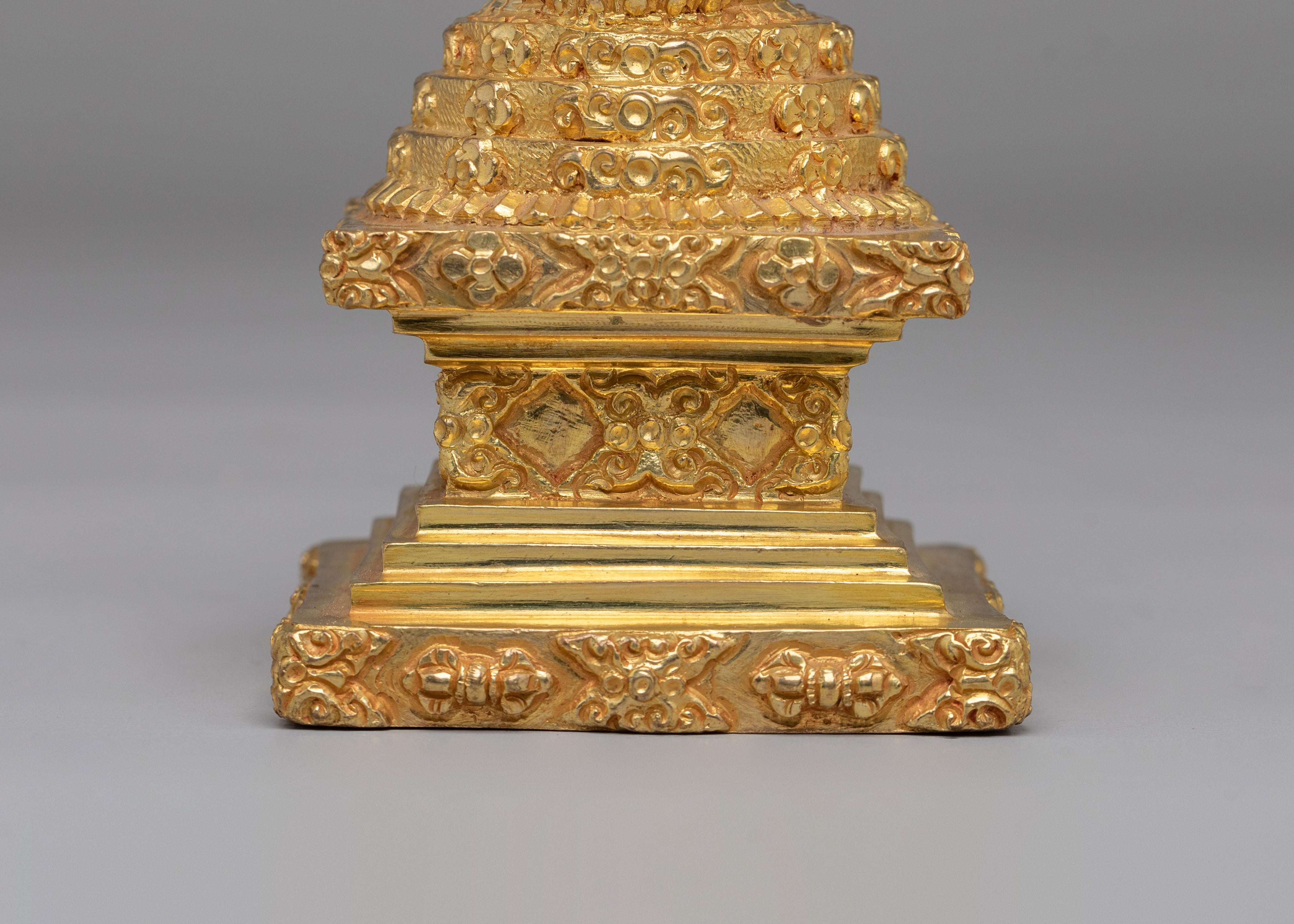Traditional Stupa of Complete Victory | Altar Decor