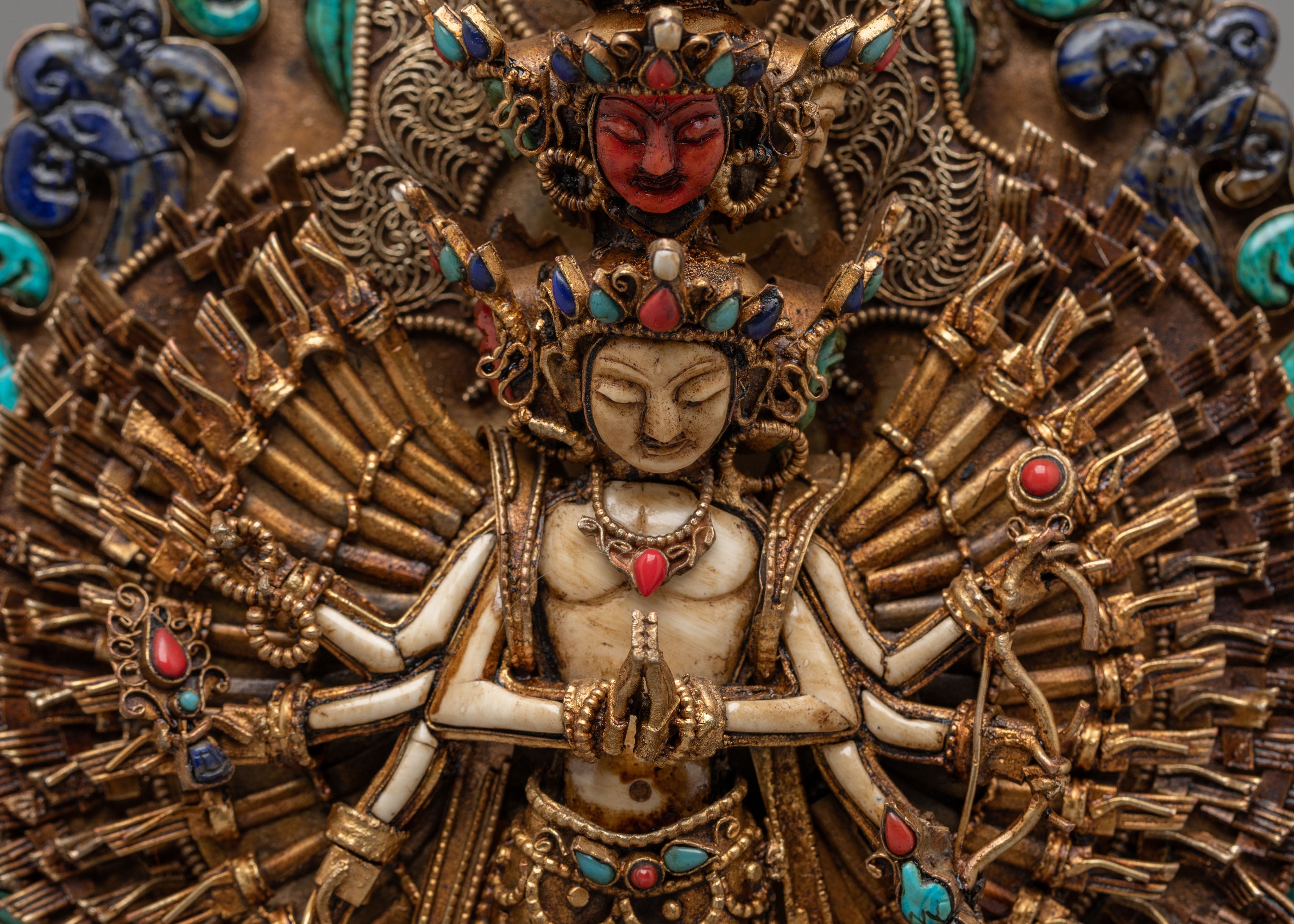 Traditional Thousand-Armed Chenrezig Statue | 1000 Arms Bodhisattva Artwork