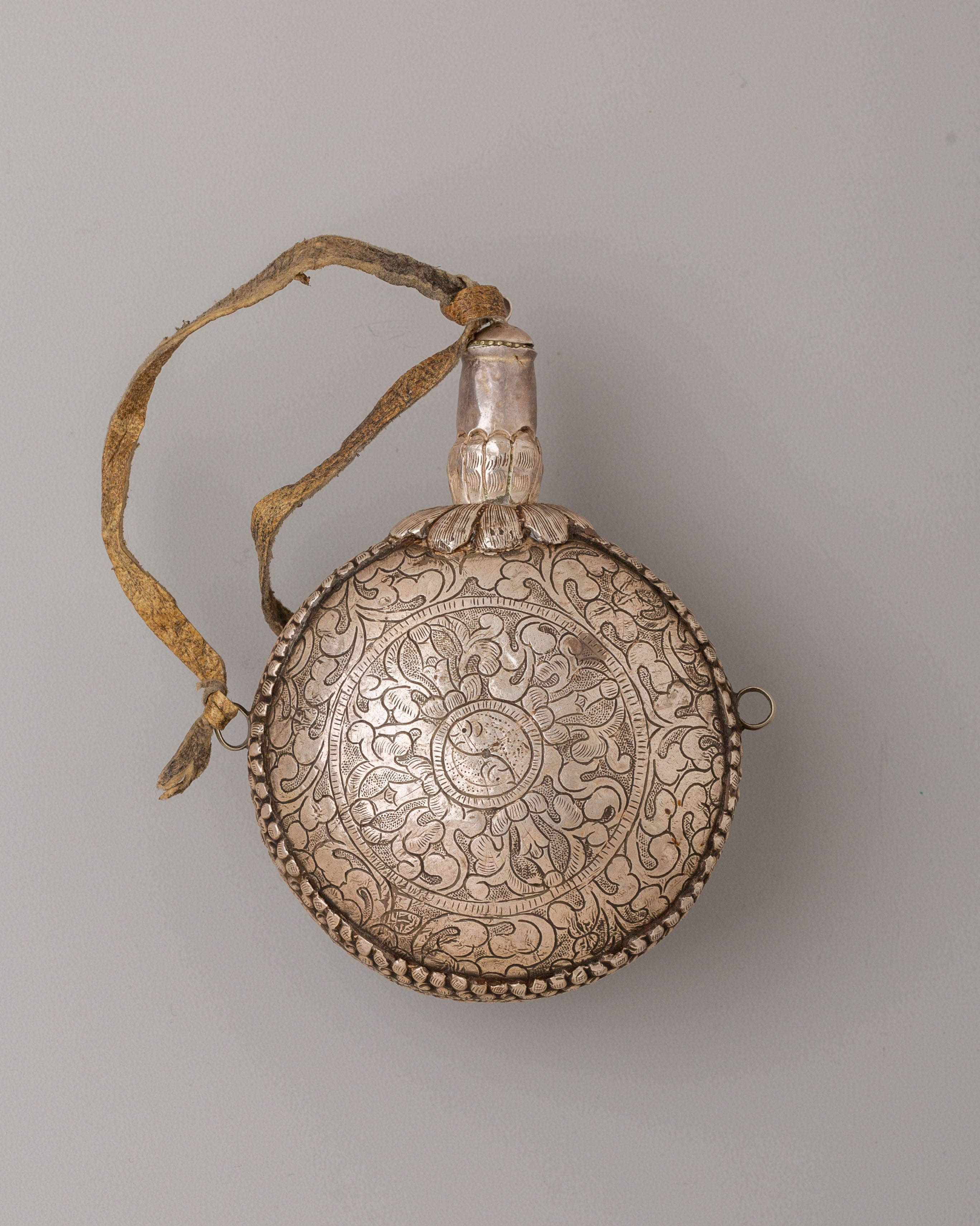 Traditional Snuff Bottle for Decor | Himalayan Antique Art