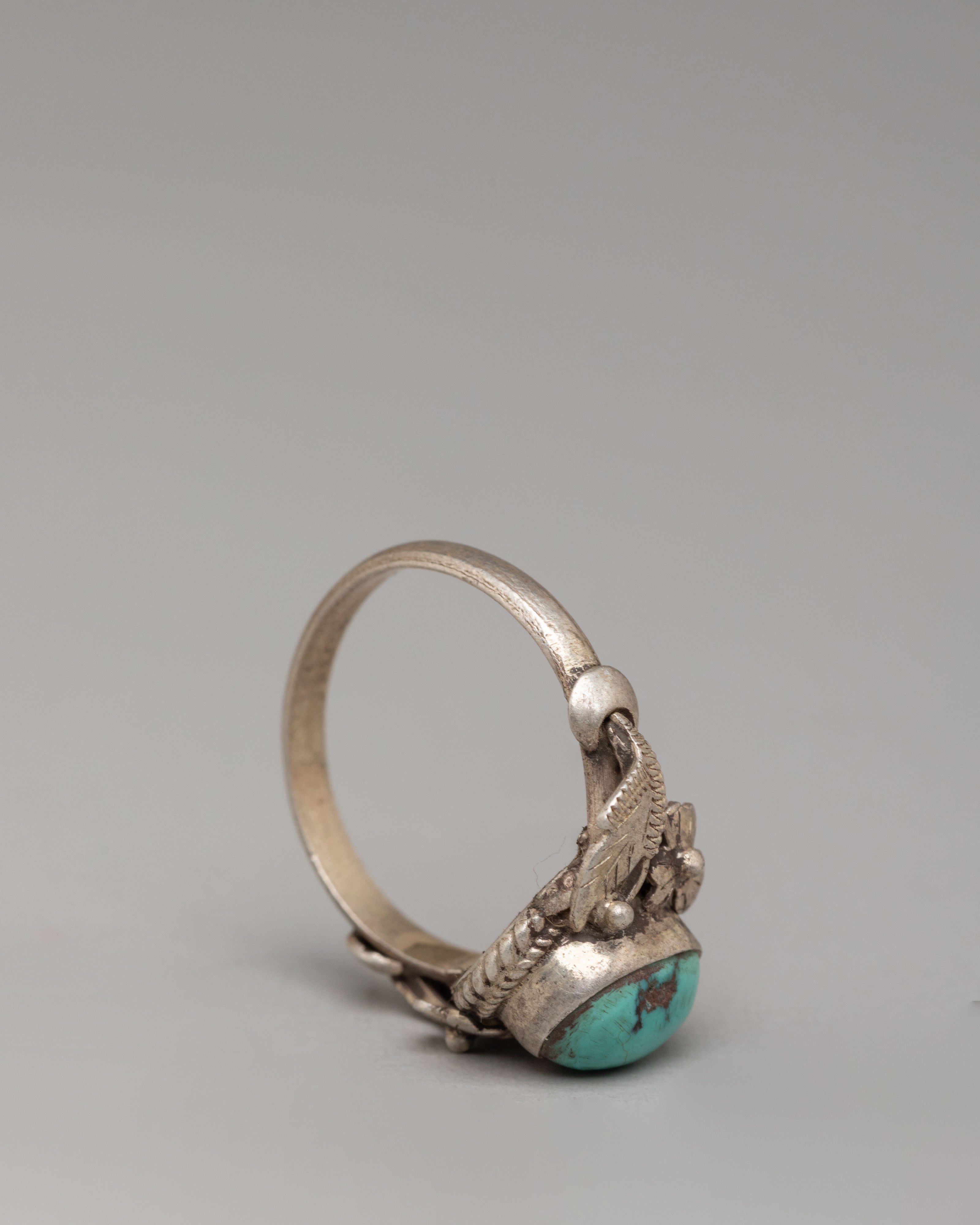 Decorative Tibetan Ring | Spiritual Protection Ring