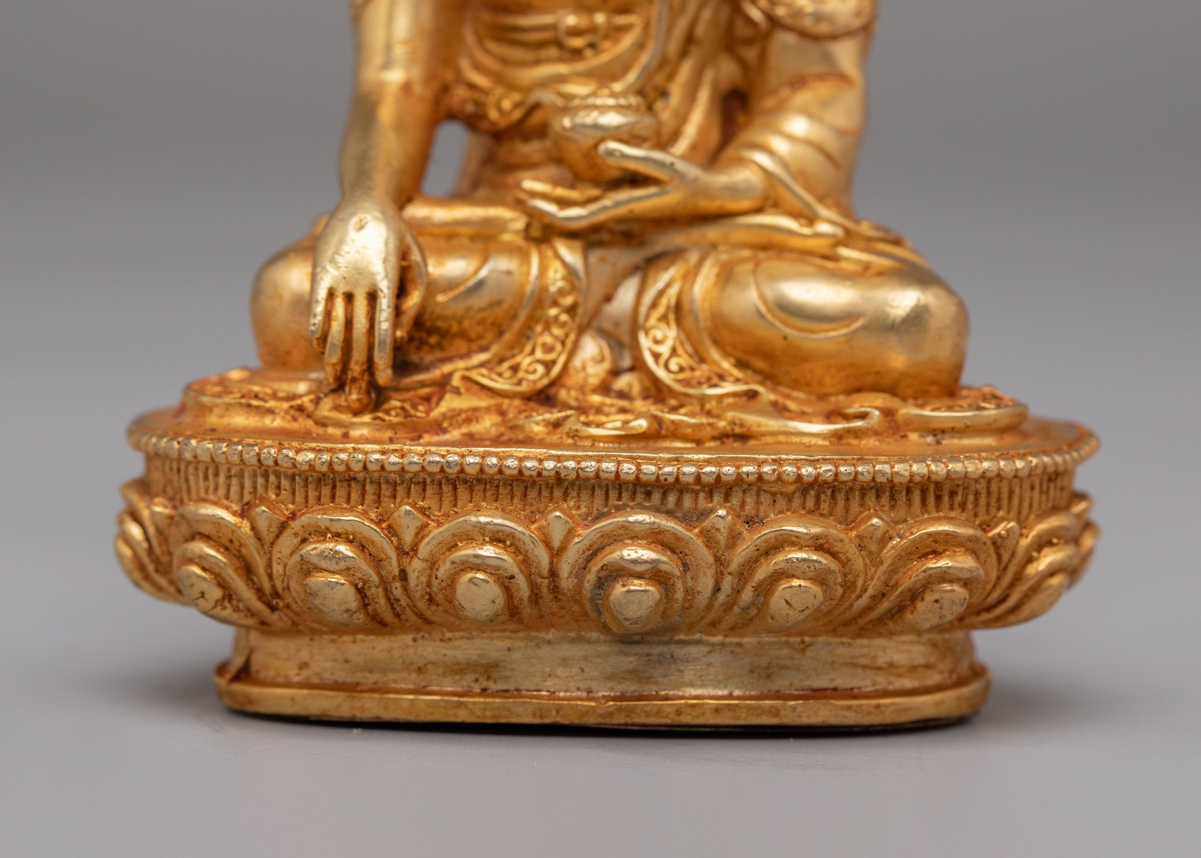 Traditional Shakyamuni Buddha Sculpture | Buddhist Figure